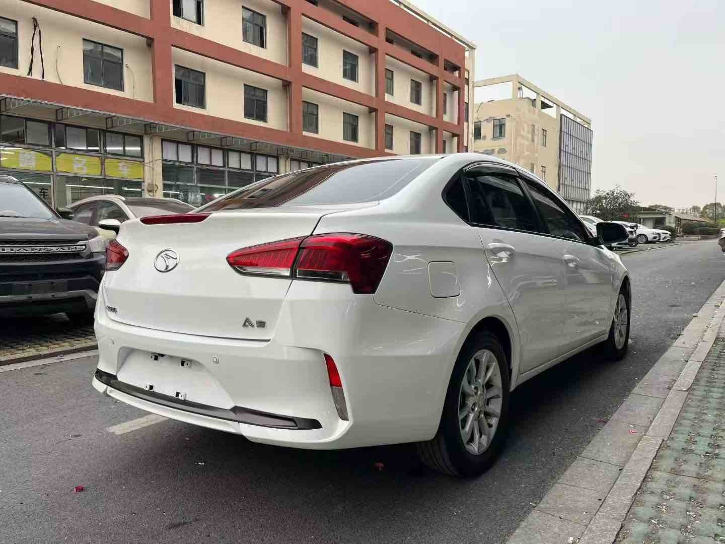 Soueast A5 Wing Dance 2019 #7 Soueast A5 Wing Dance 2019 car image #7