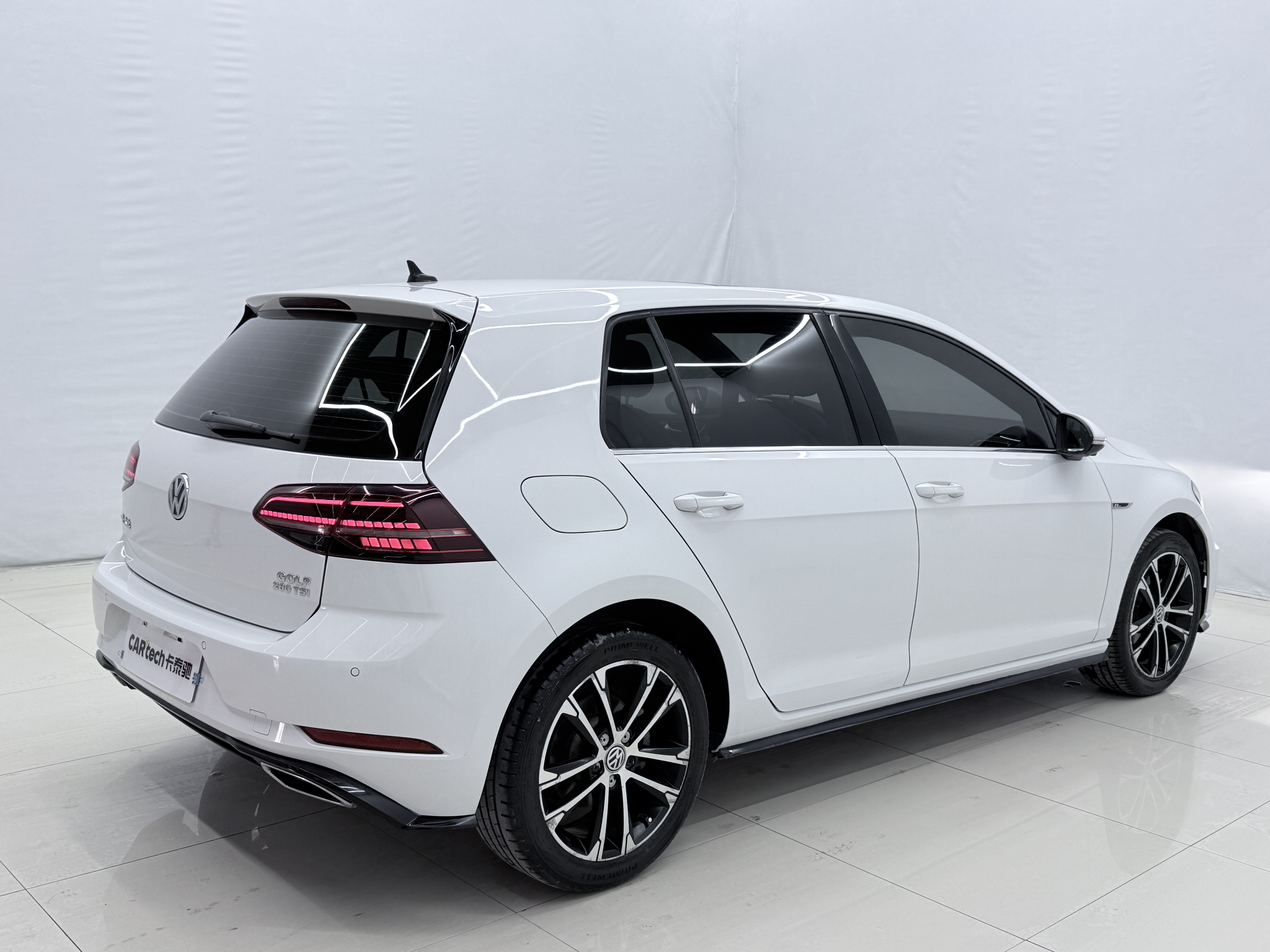 Volkswagen Golf 2019 изображение автомобиля #7