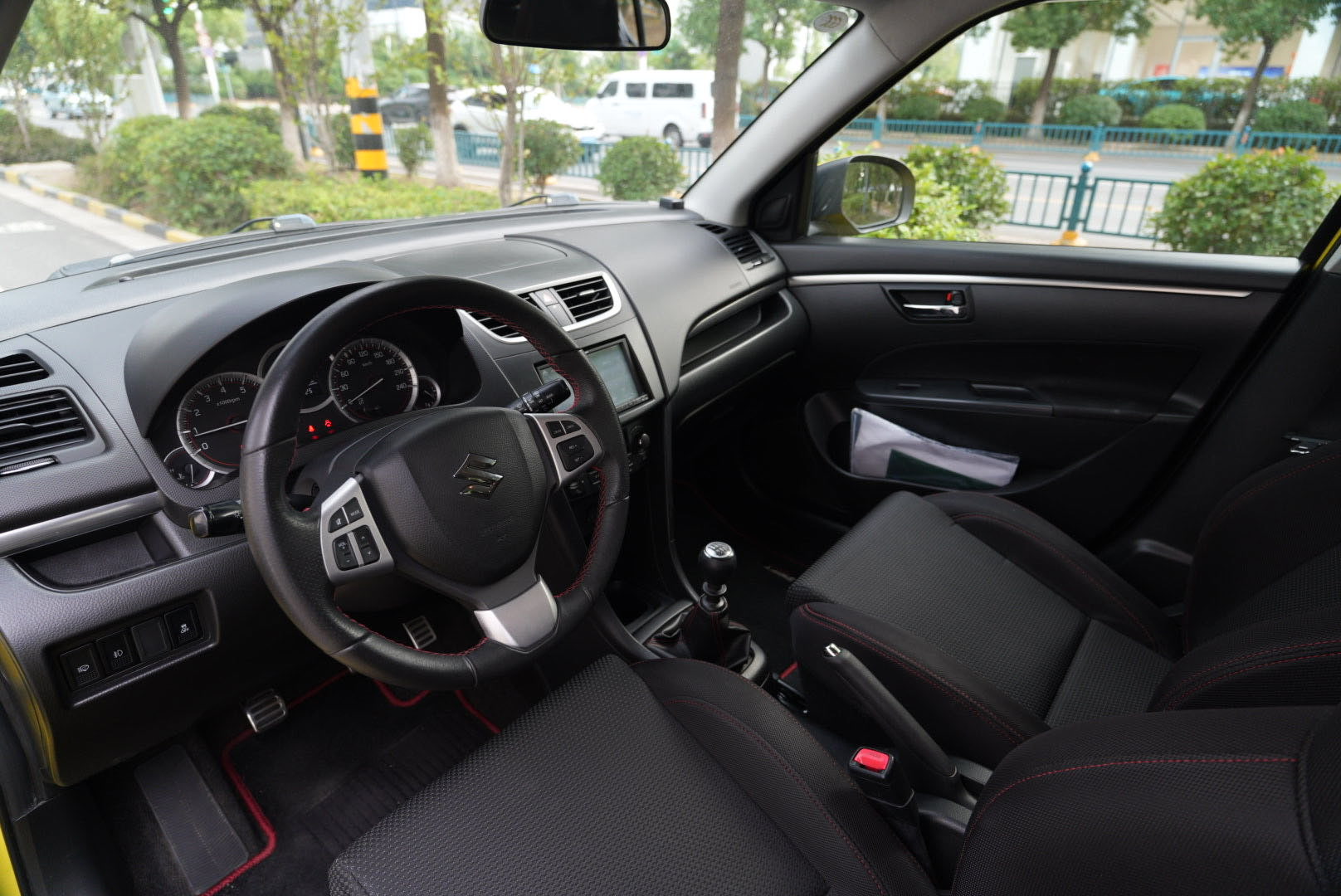 铃木 速翼特 2014 汽车图片 #7