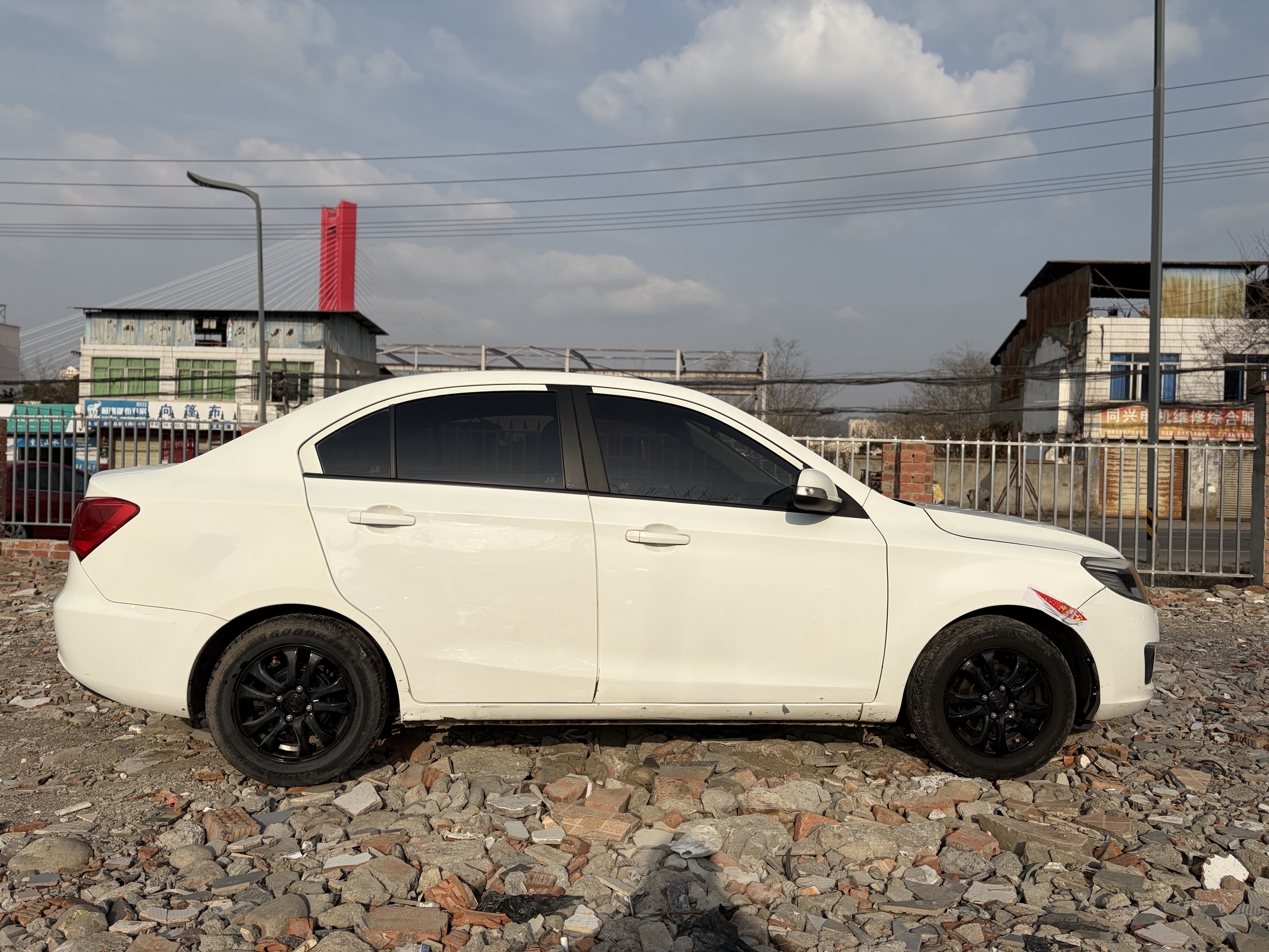 Changan Alsvin V3 2015 #7 Changan Alsvin V3 2015 car image #7