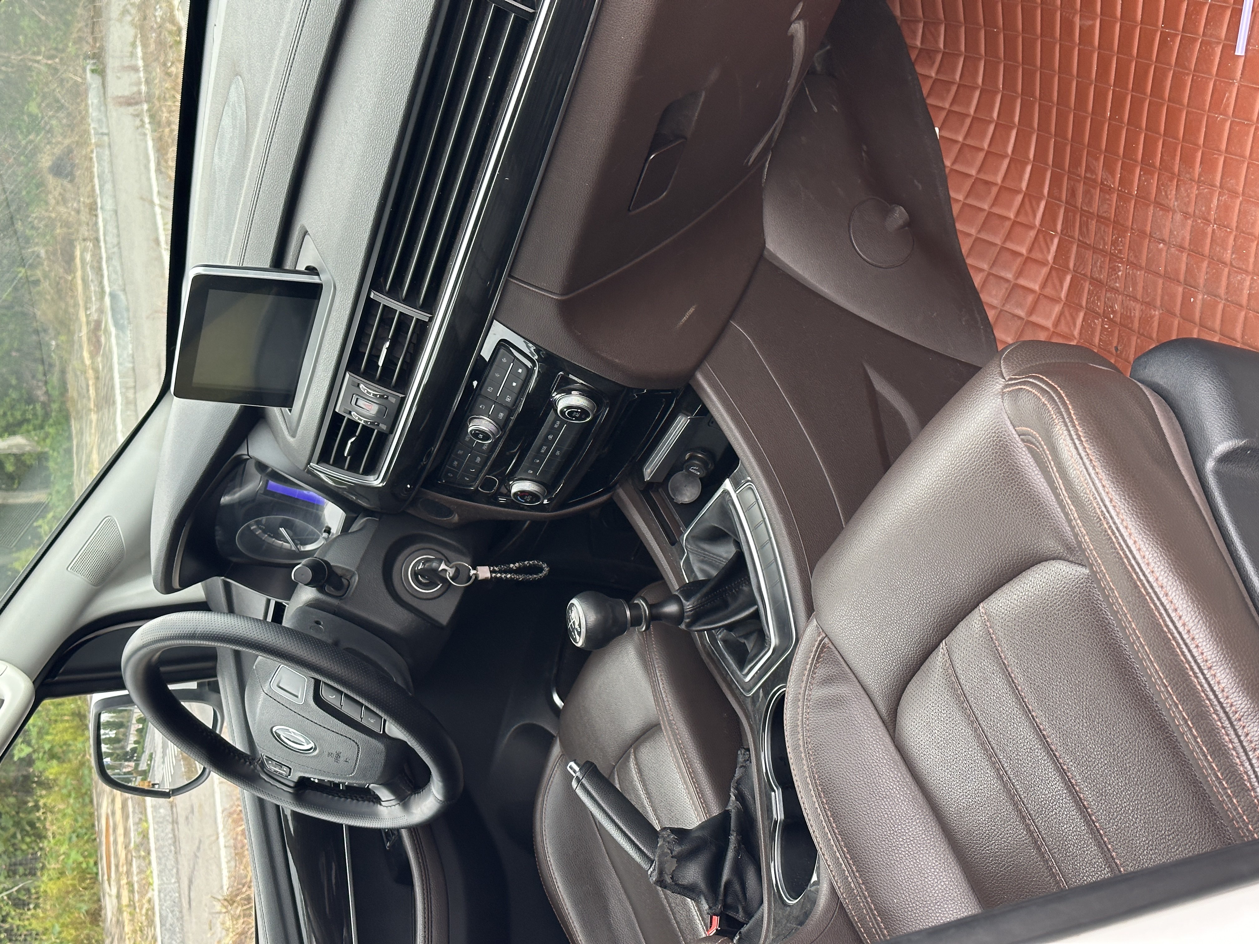 Forthing M6 2019 #7 Forthing M6 2019 صورة سيارة #7