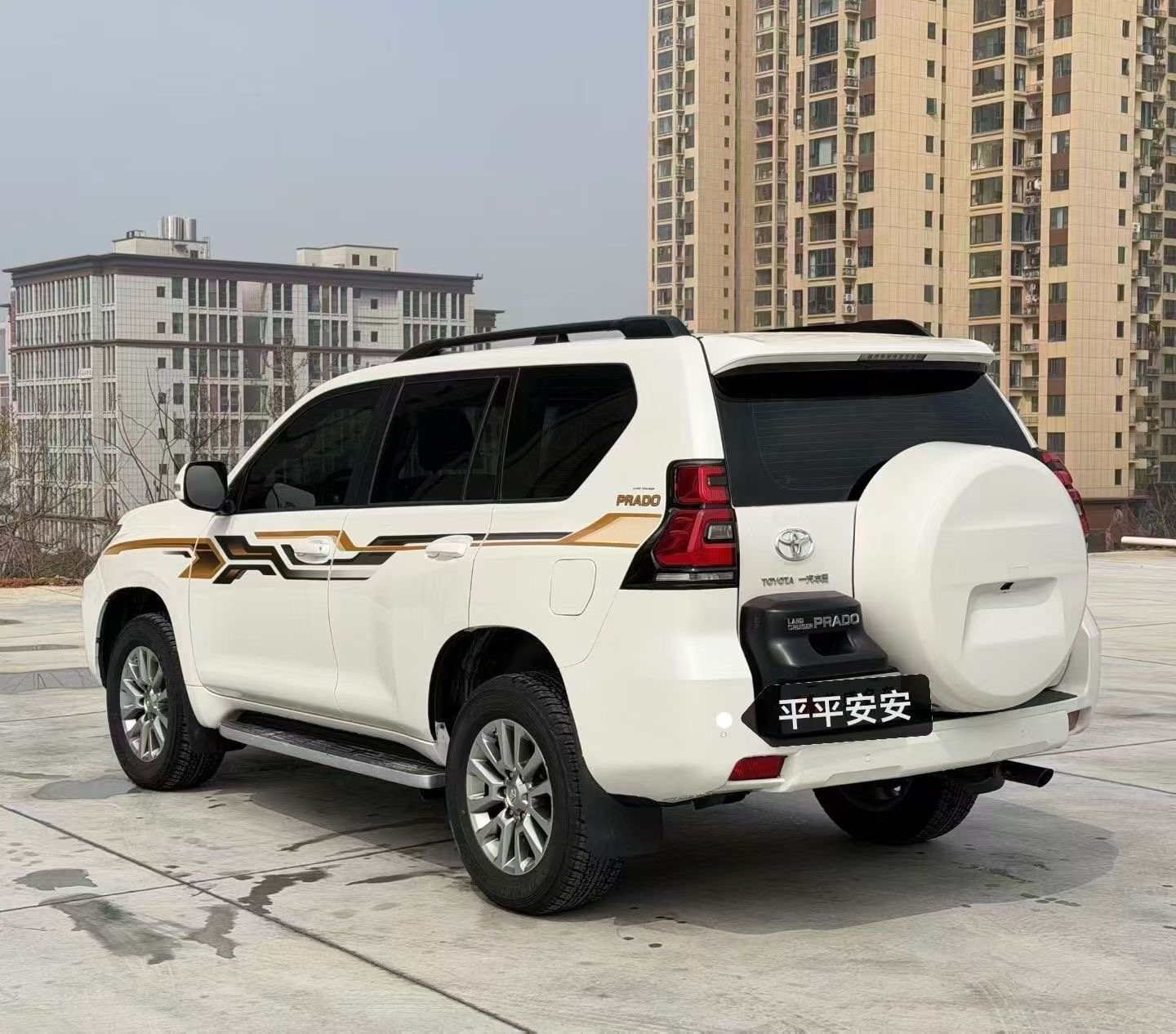 Toyota Land Cruiser Prado 2019 car image #7