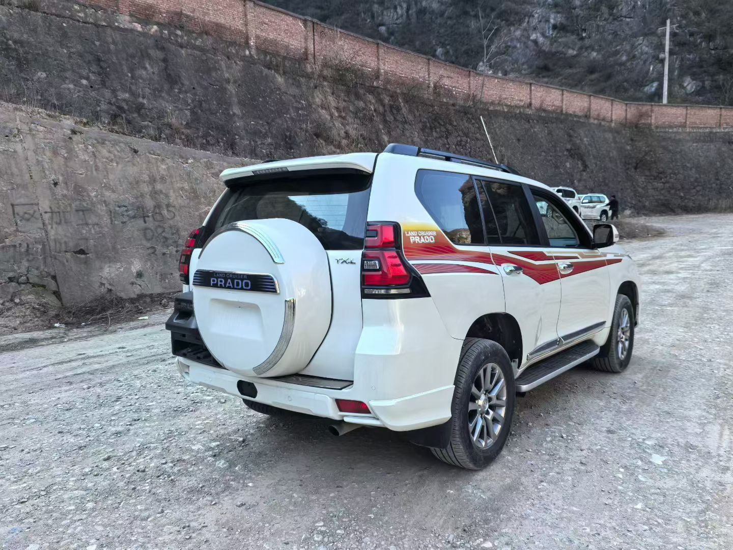 Toyota Land Cruiser Prado 2020 car image #7