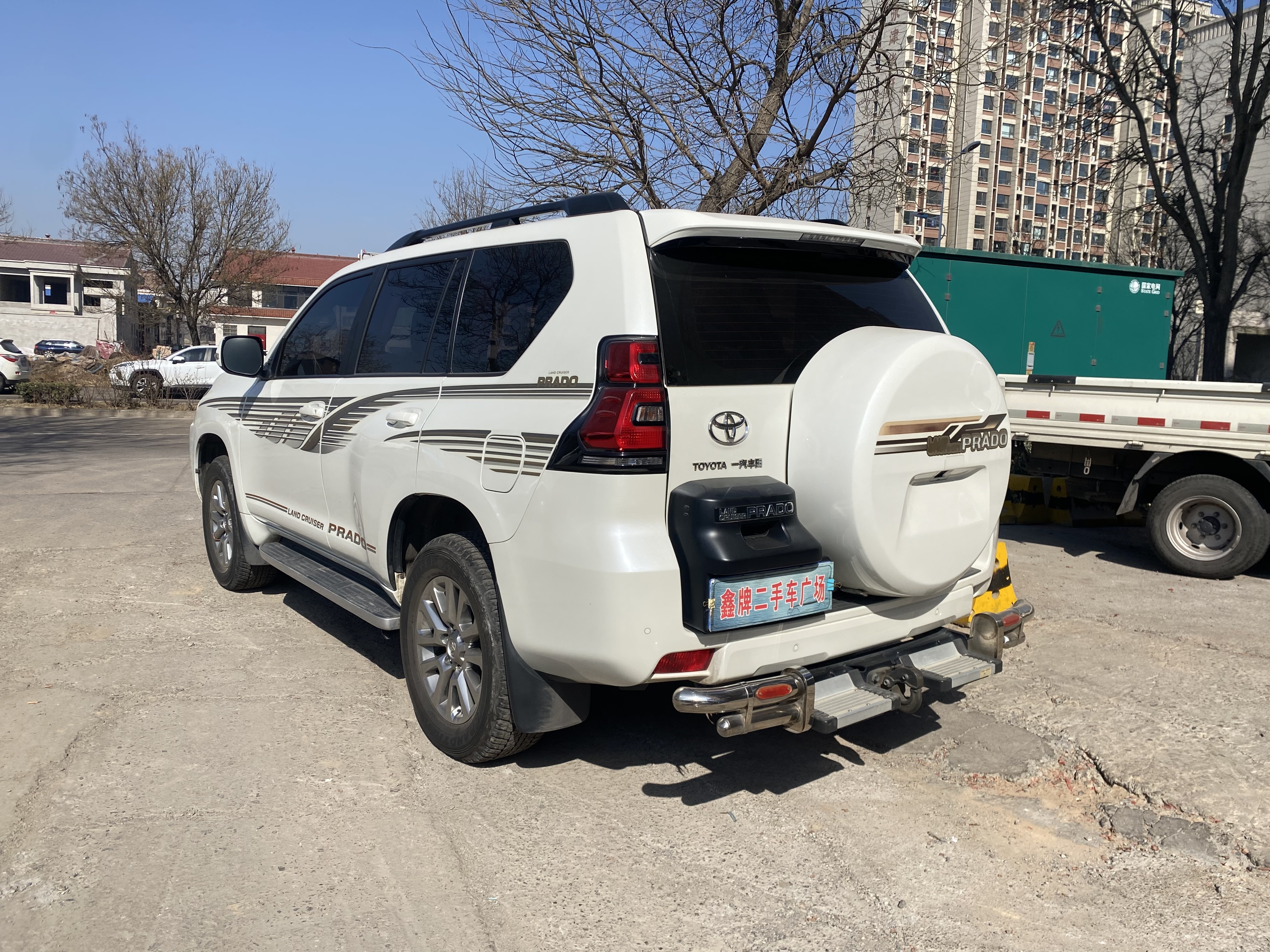 Toyota Land Cruiser Prado 2019 #7 Toyota Land Cruiser Prado 2019 صورة سيارة #7