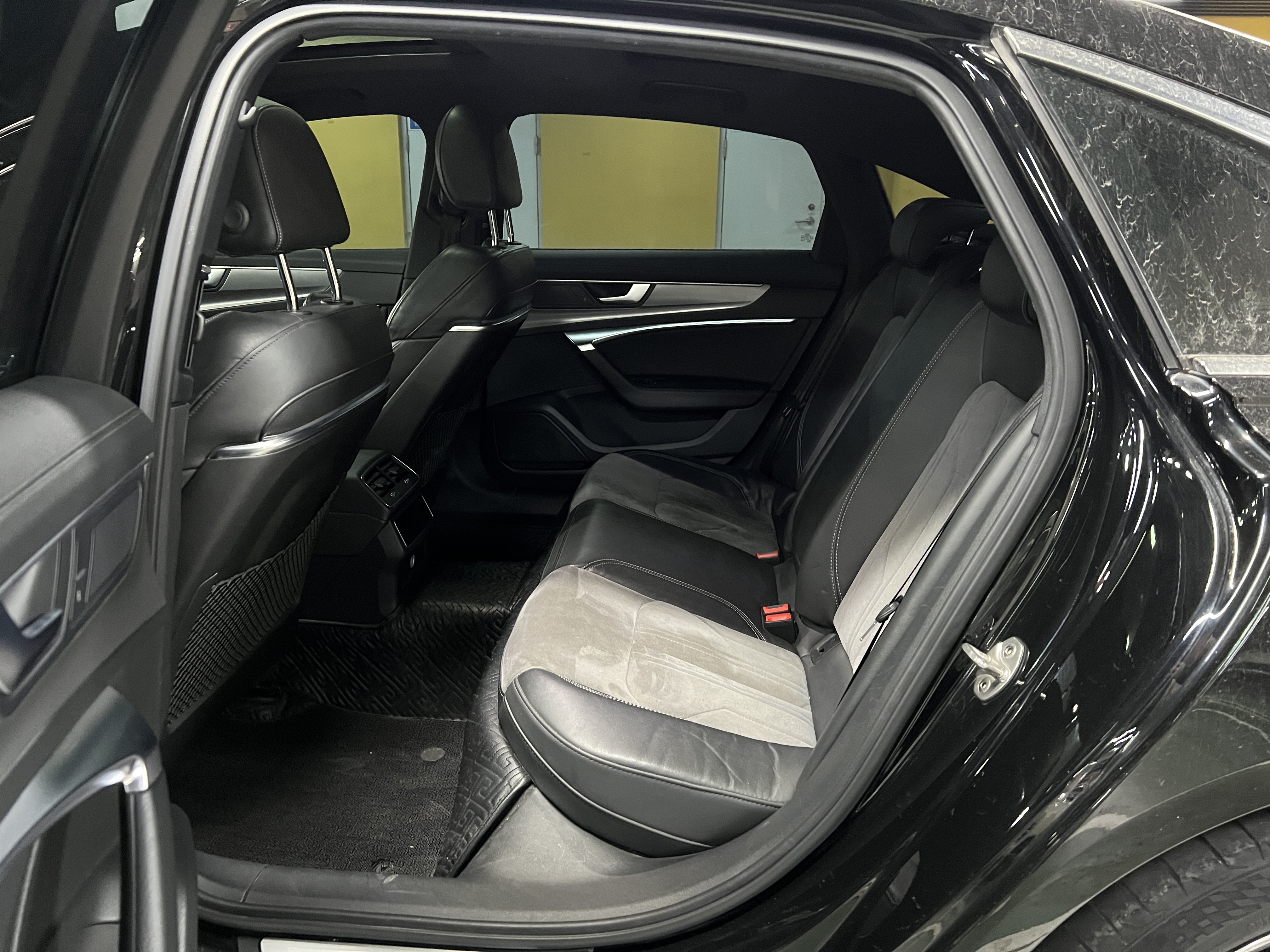 Audi A6L 2020 car image #7