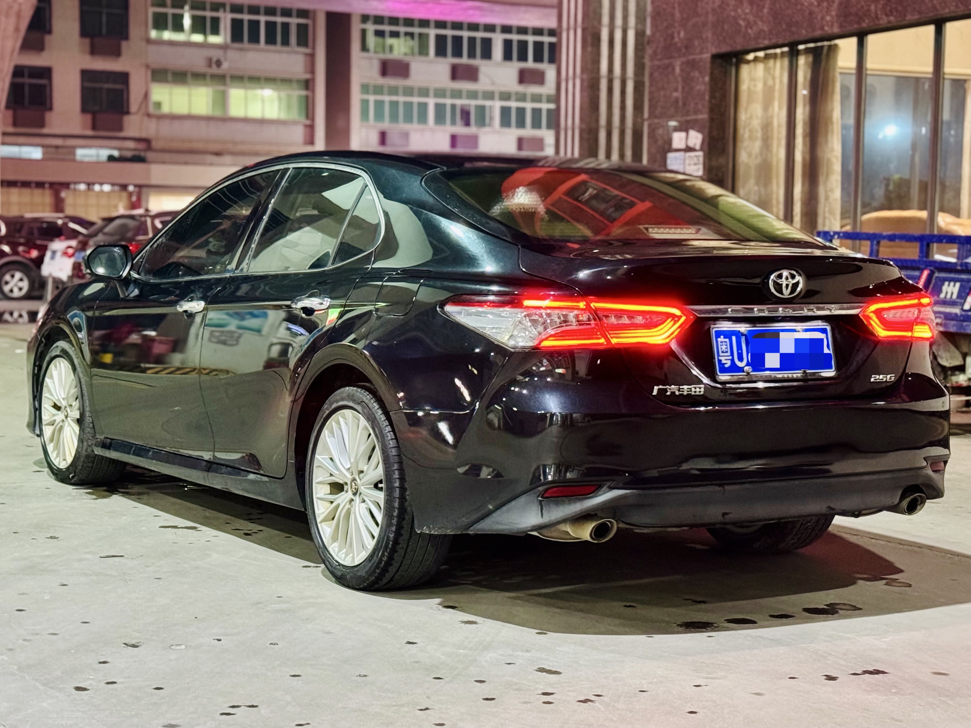Toyota Camry 2019 car image #7