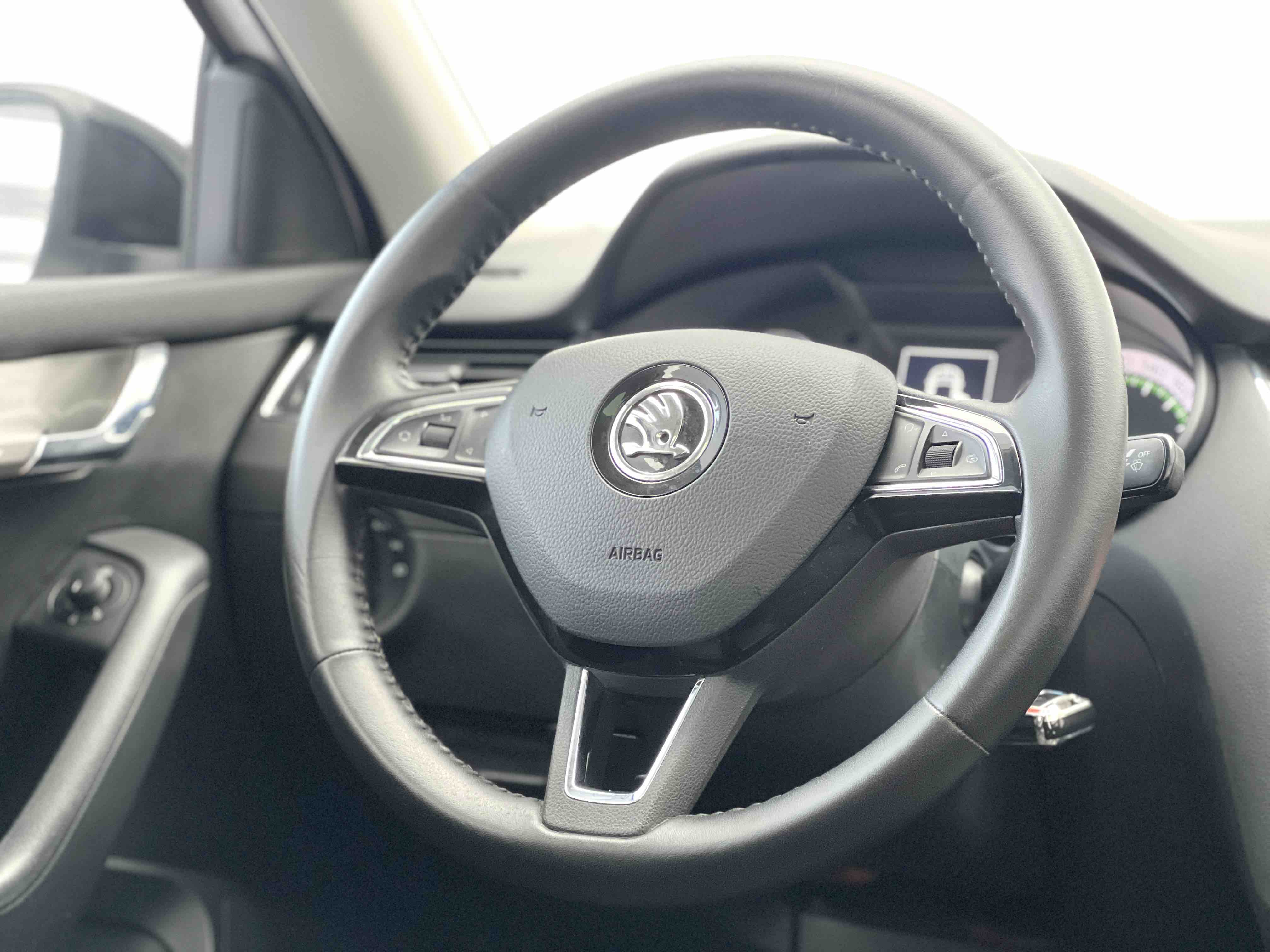Skoda Octavia 2020 #7 Skoda Octavia 2020 car image #7