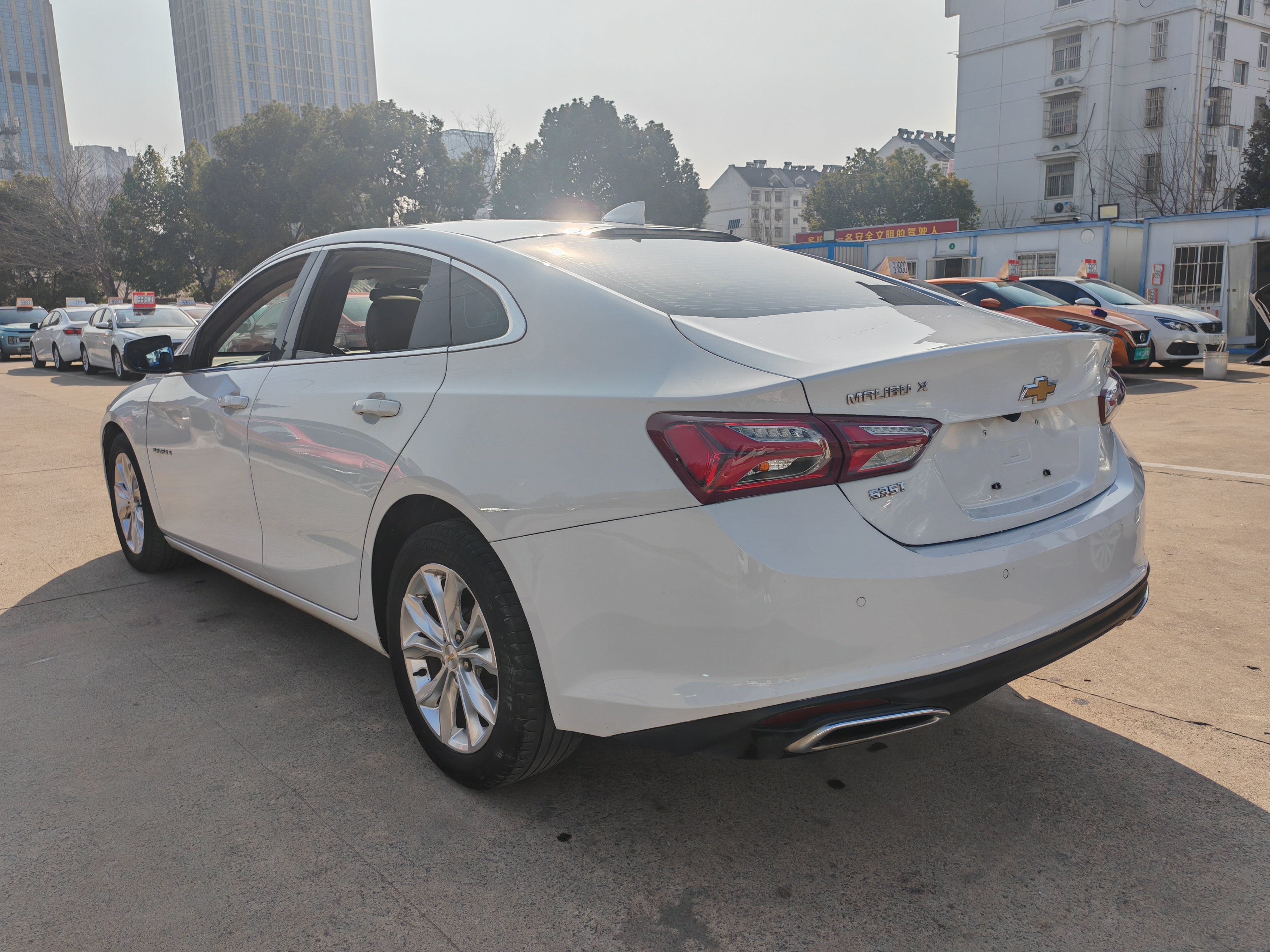 Chevrolet Malibu XL 2019 immagine di auto #7