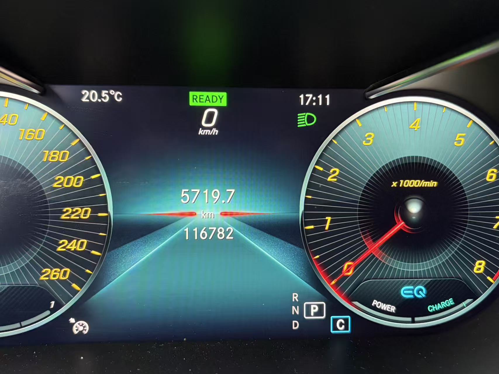 Mercedes-Benz C Class 2018 car image #7