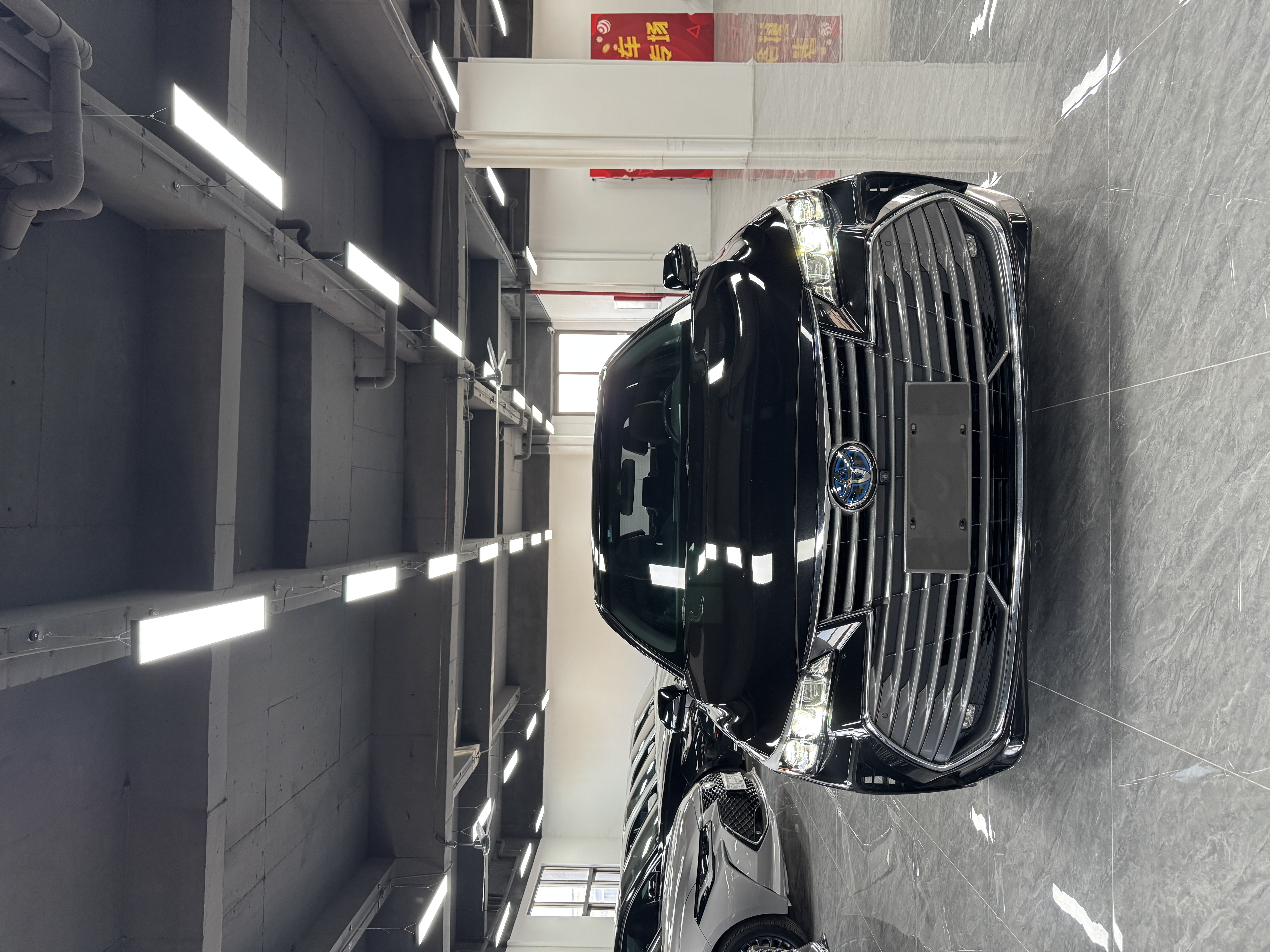 Toyota Avalon 2019 car image #7