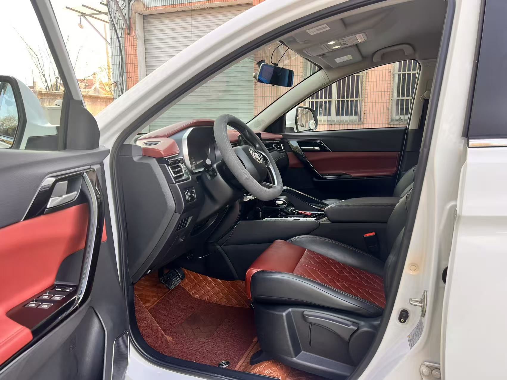 T5 L 2019 #7 T5 L 2019 car image #7