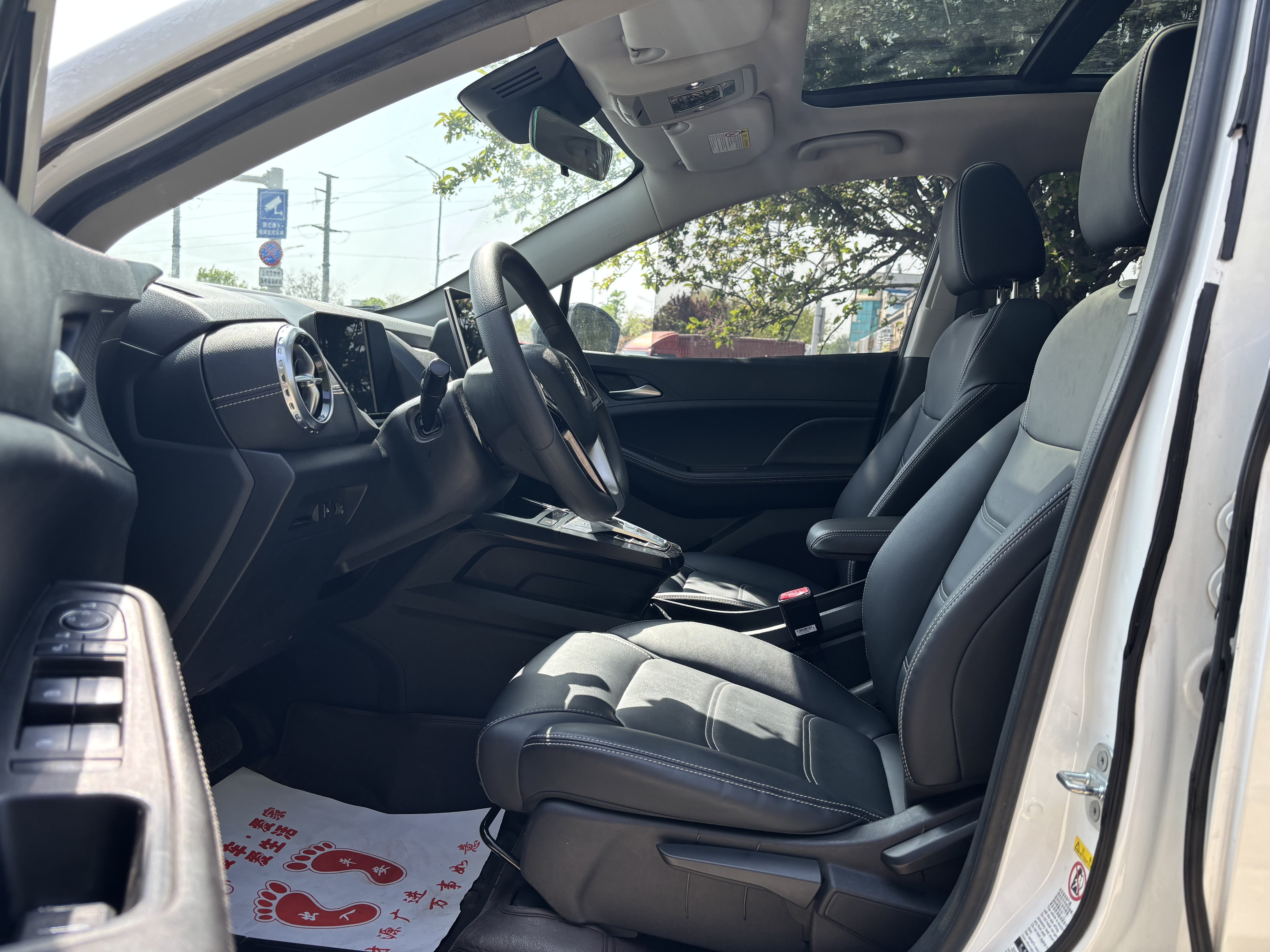 BYD Yuan New Energy 2019 #7 BYD Yuan New Energy 2019 car image #7