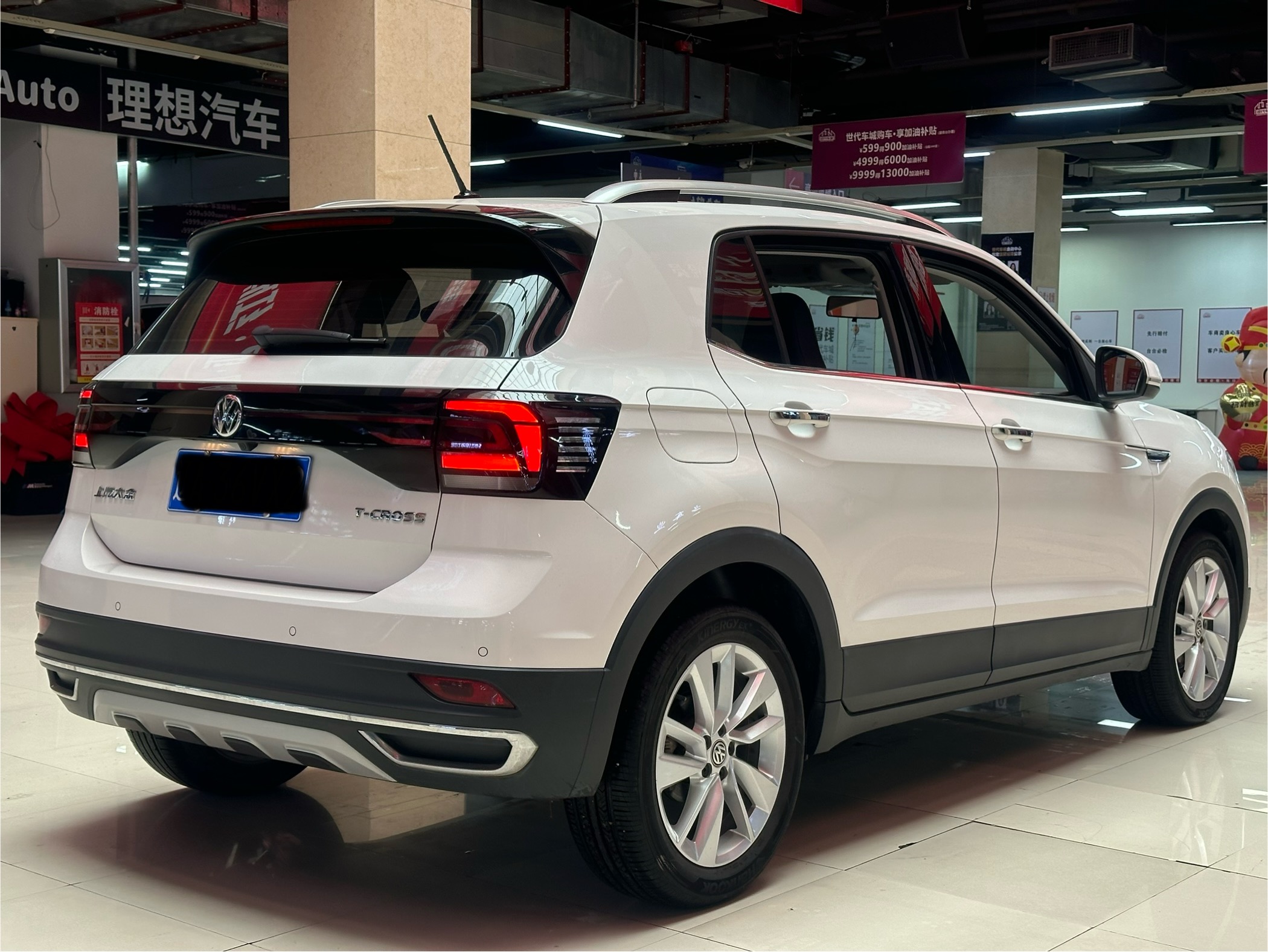 Volkswagen T-Cross 2019 car image #7