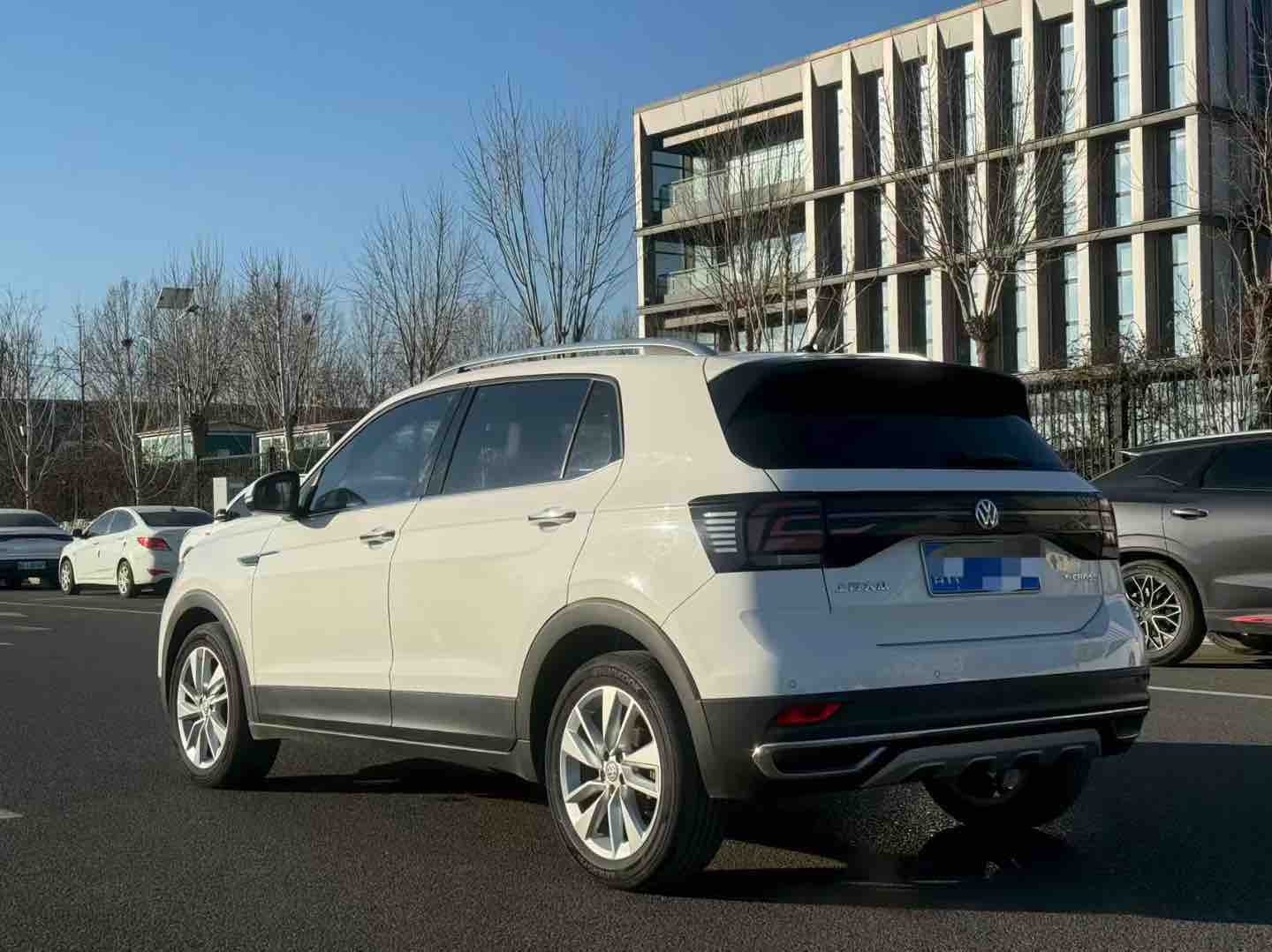 Volkswagen T-Cross 2019 #7 Volkswagen T-Cross 2019 car image #7