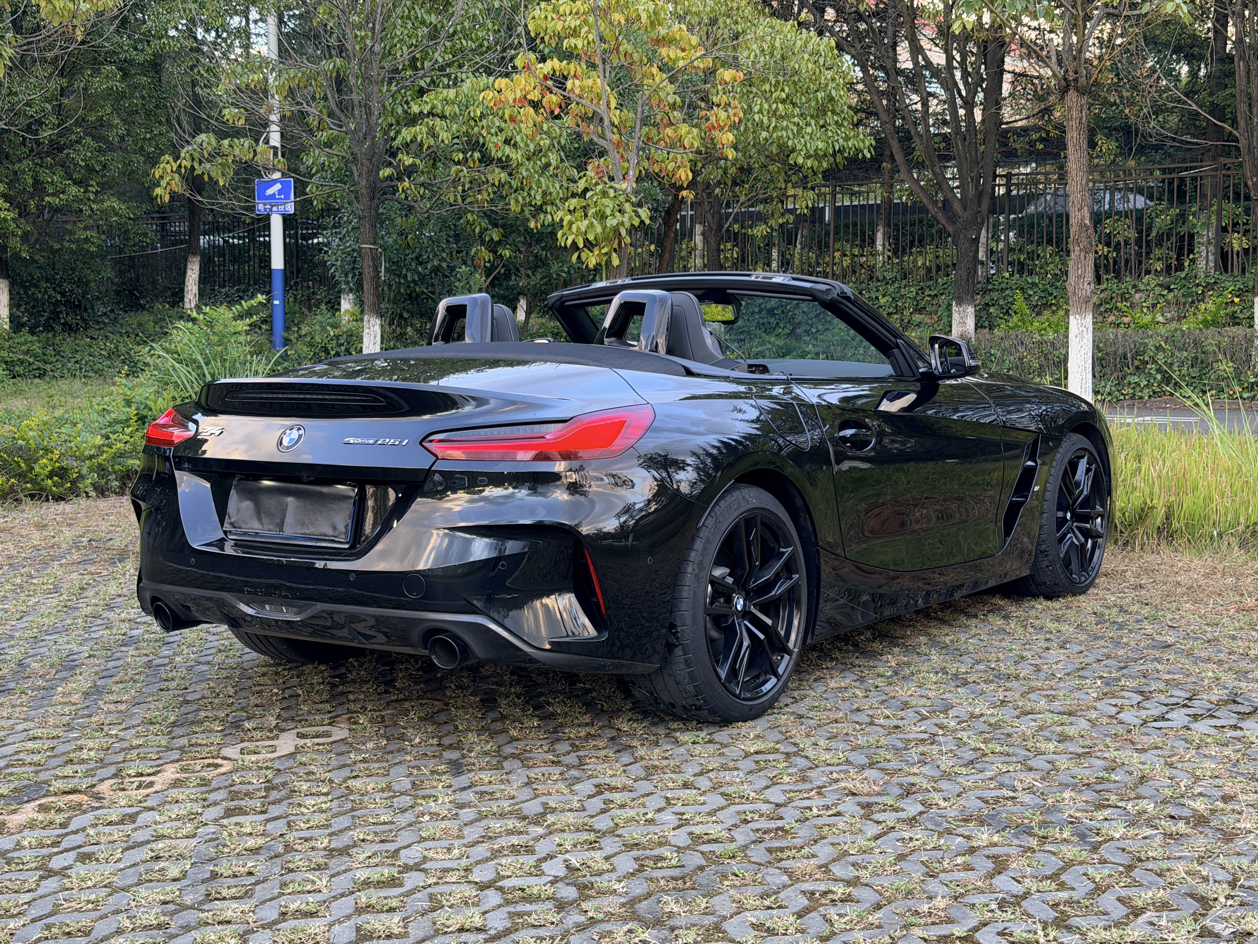 BMW Z4 M40i 2021 car image #7