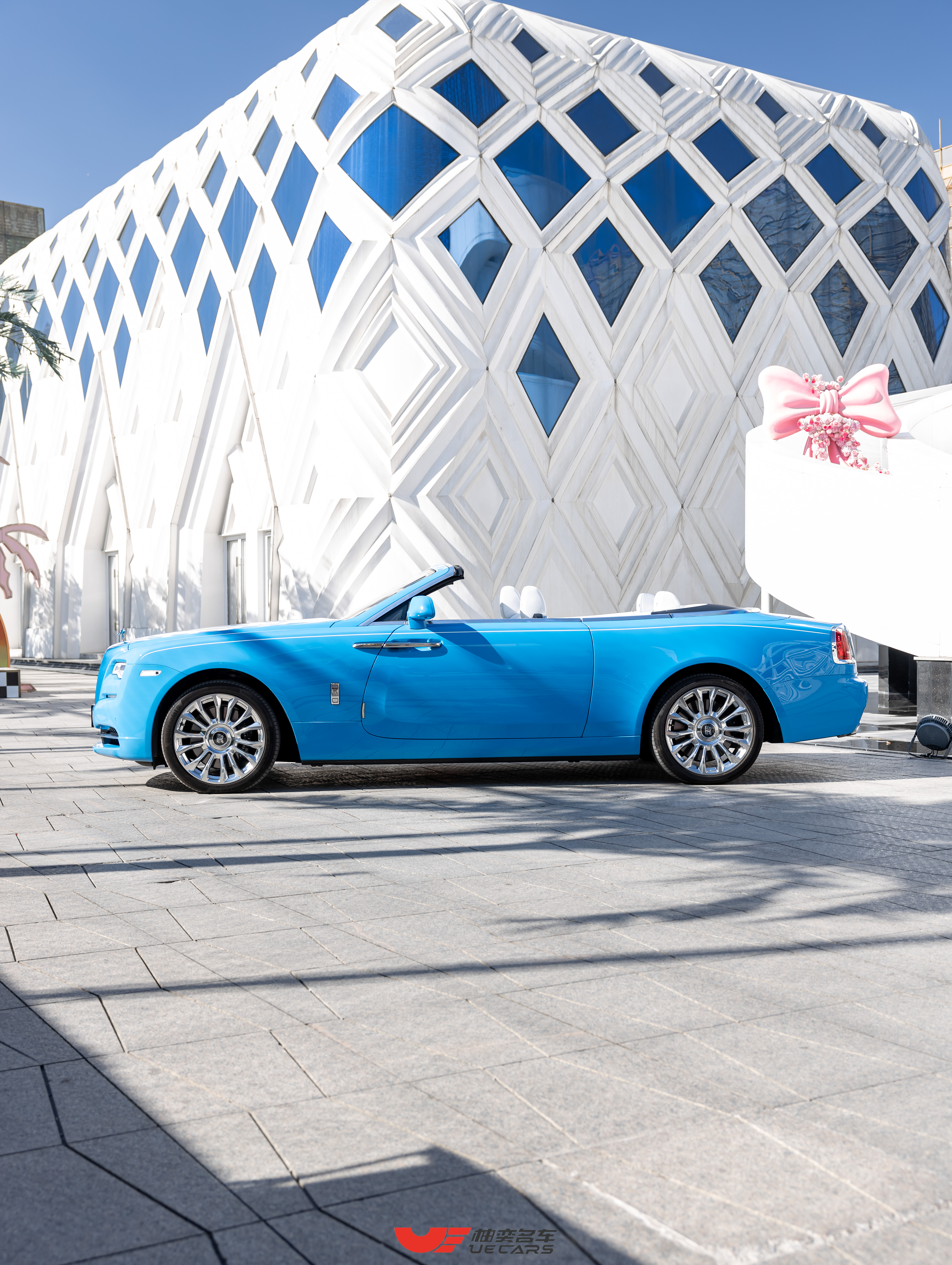 Rolls-Royce Dawn 2020 car image #7