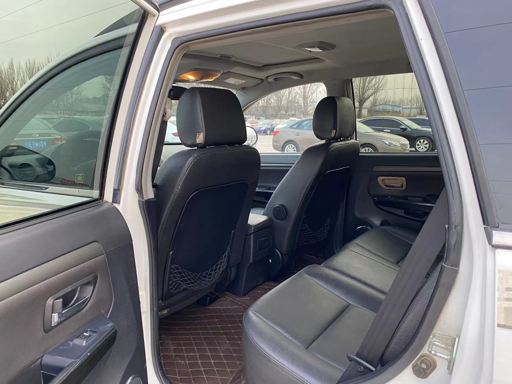 Haval H3 2013 #7 Haval H3 2013 car image #7