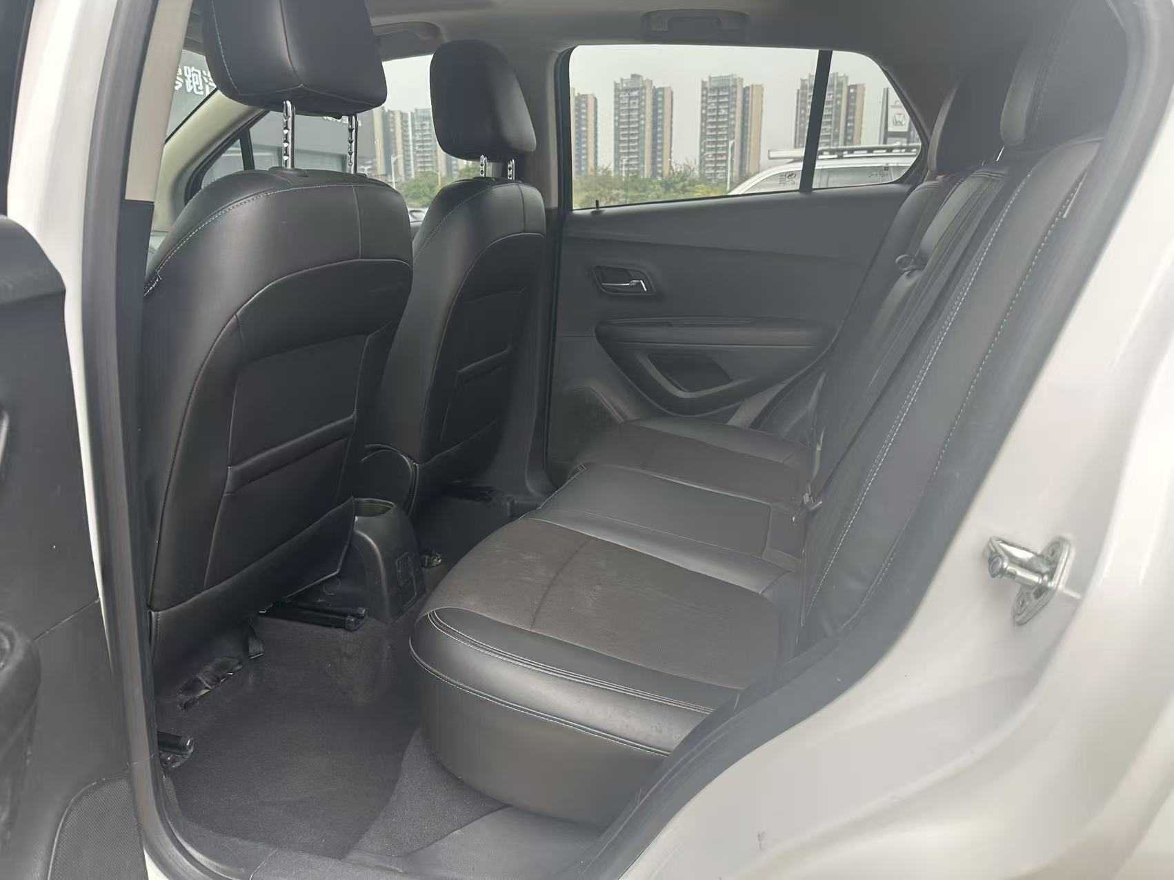 Chevrolet Tracker 2015 #7 Chevrolet Tracker 2015 car image #7