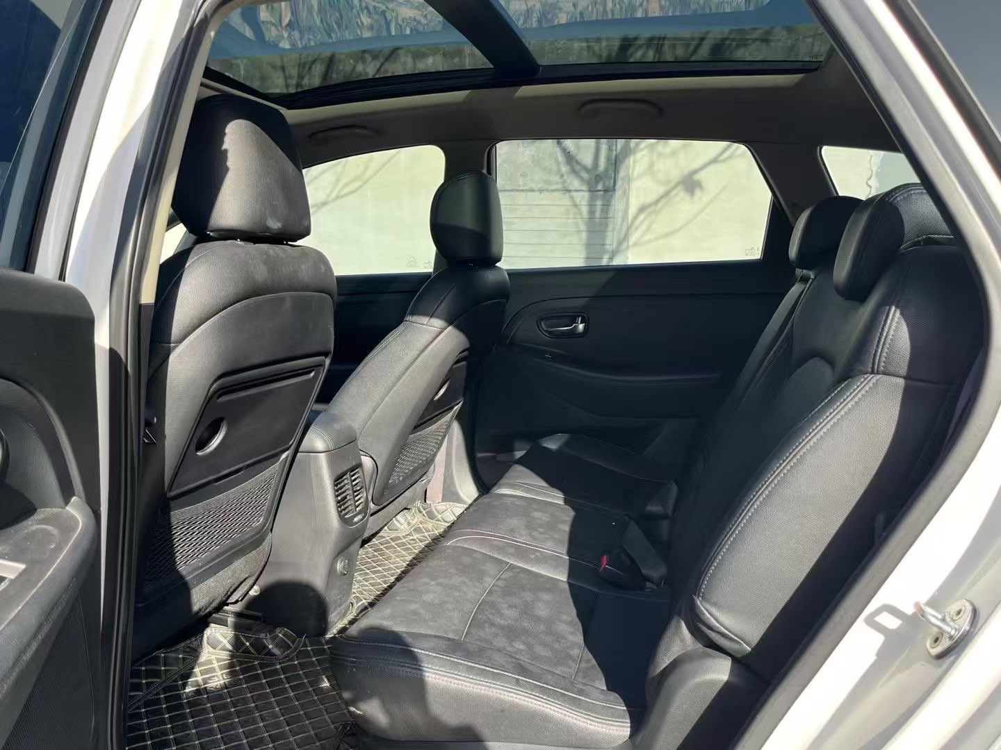 Kia Carens 2015 immagine di auto #7