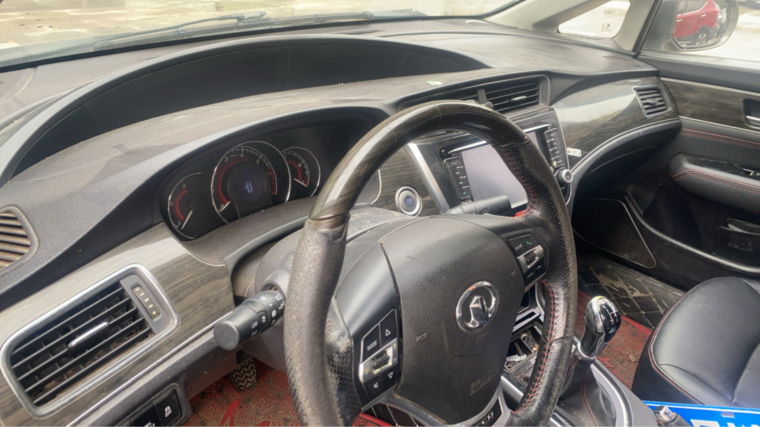 Great Wall C50 2015 car image #7