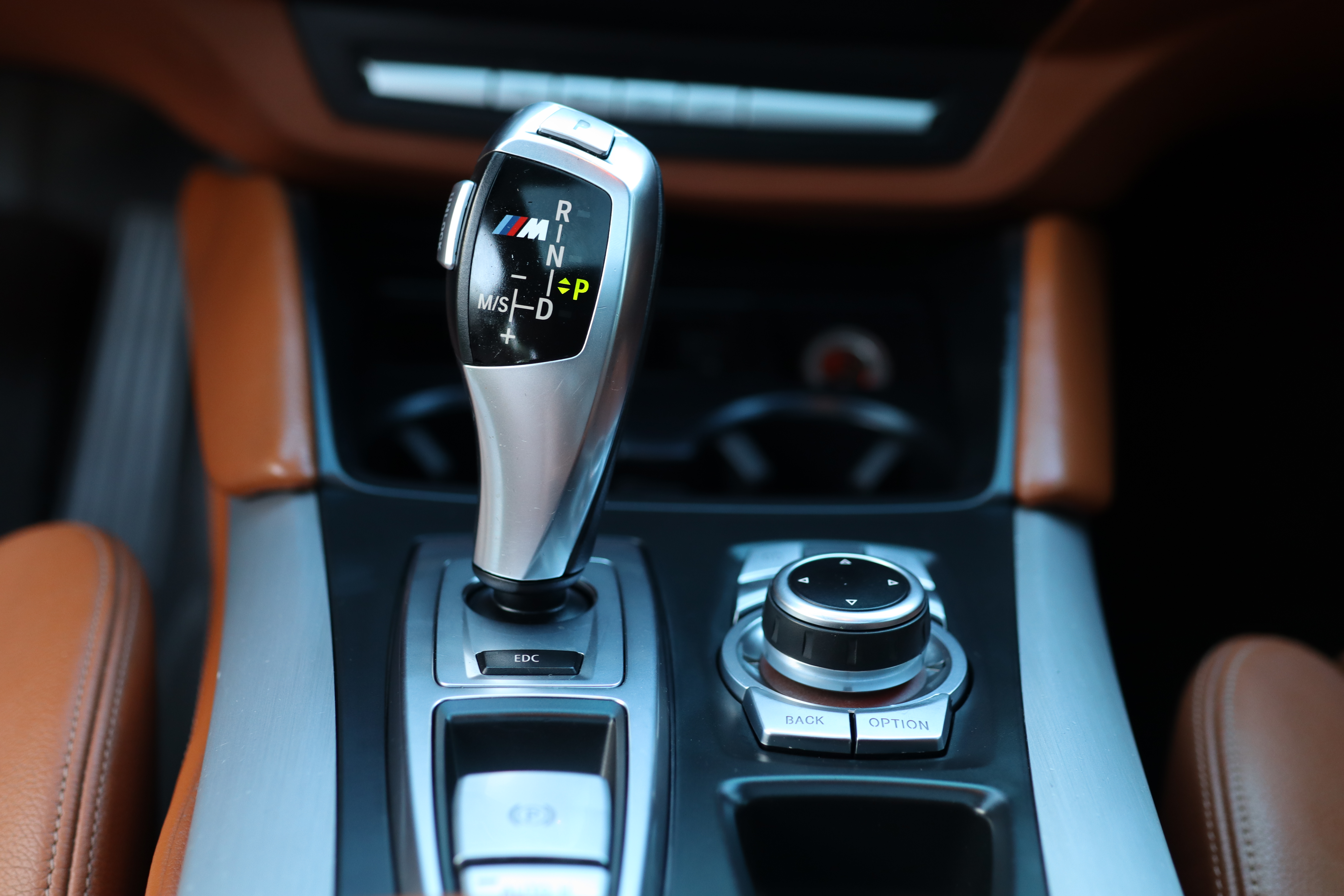 BMW X6 2012 car image #7