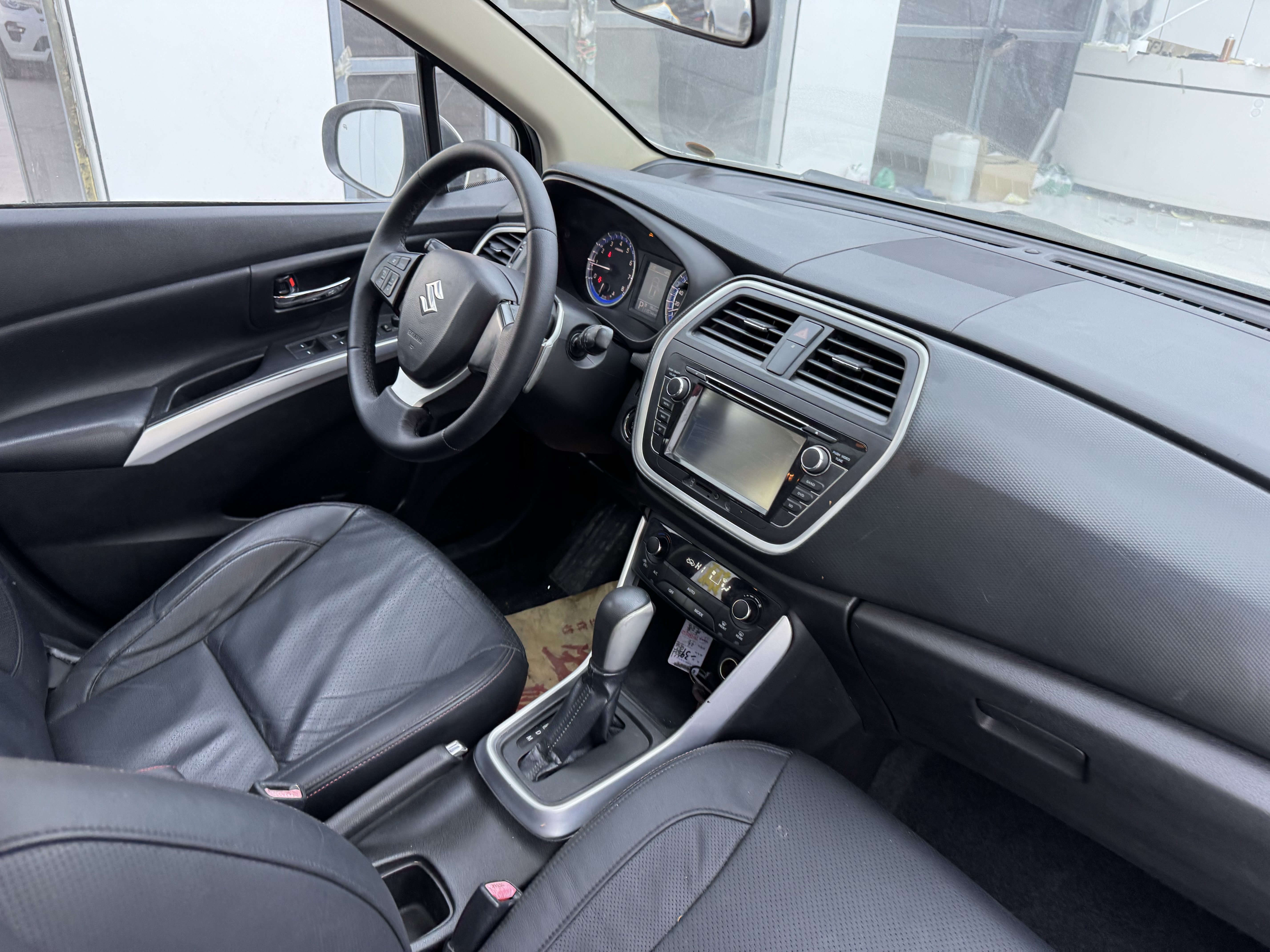 Suzuki S-Cross 2014 صورة سيارة #7