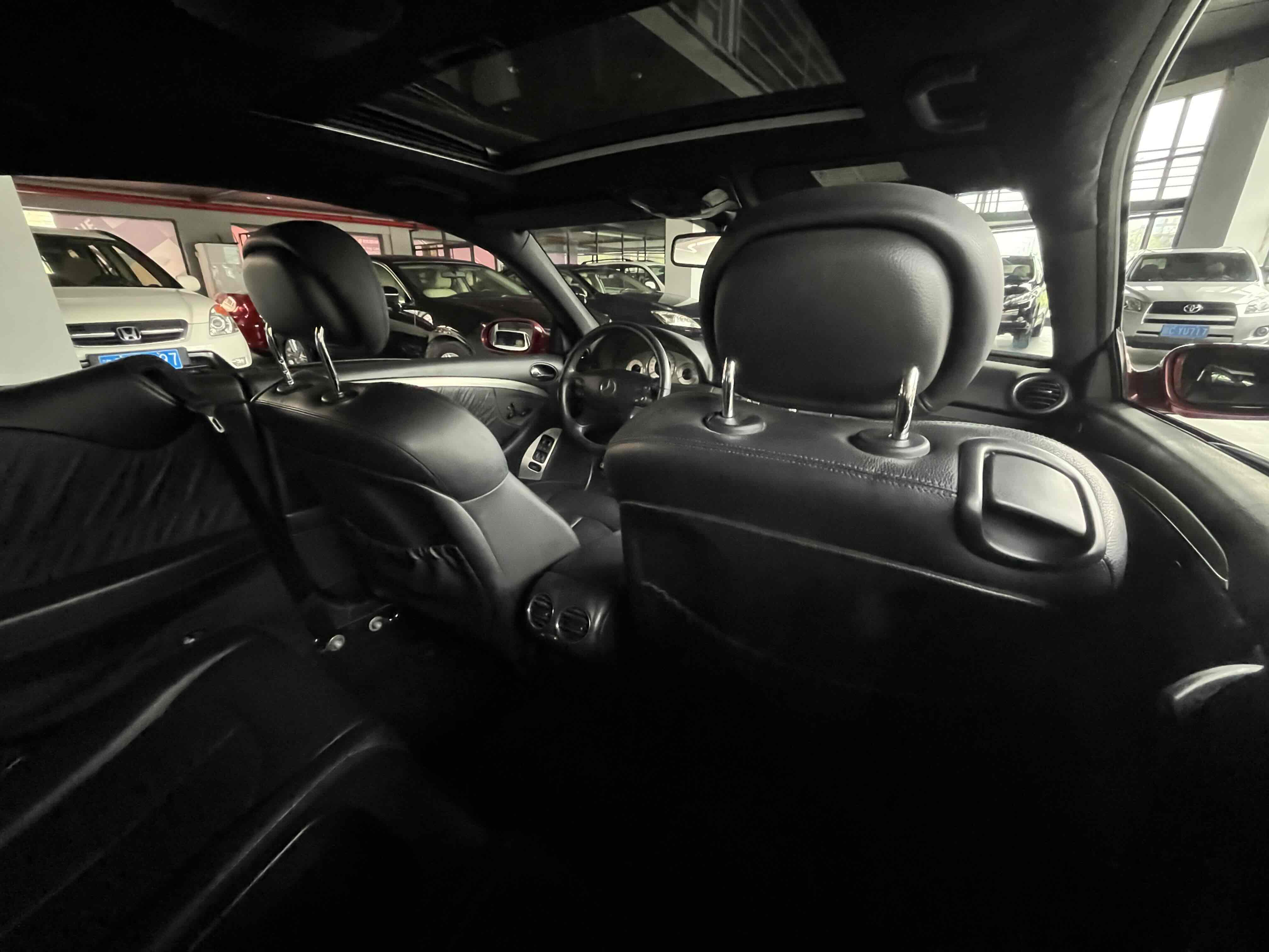 Mercedes-Benz CLK Class 2008 car image #7