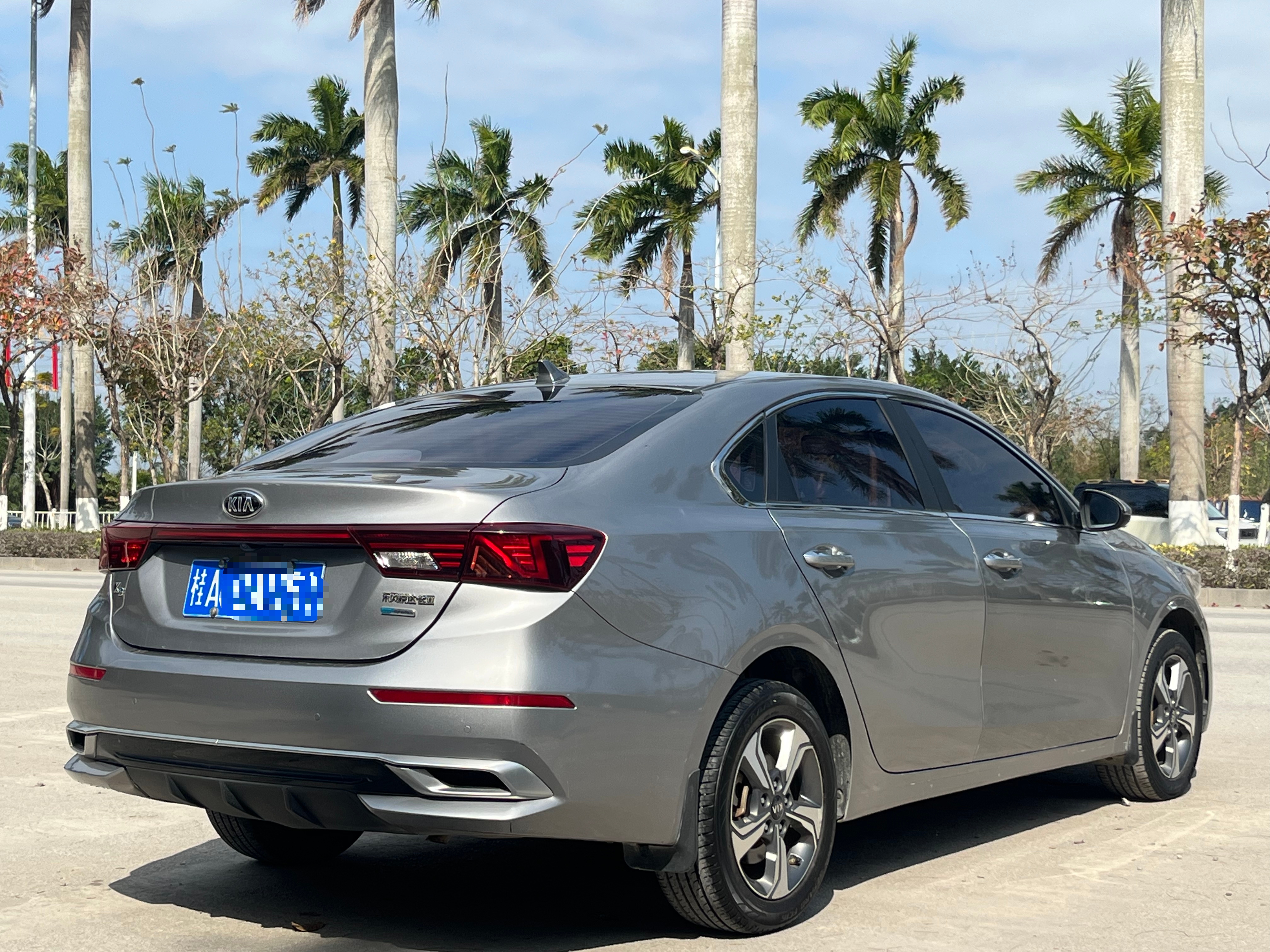 Kia K3 2020 car image #7