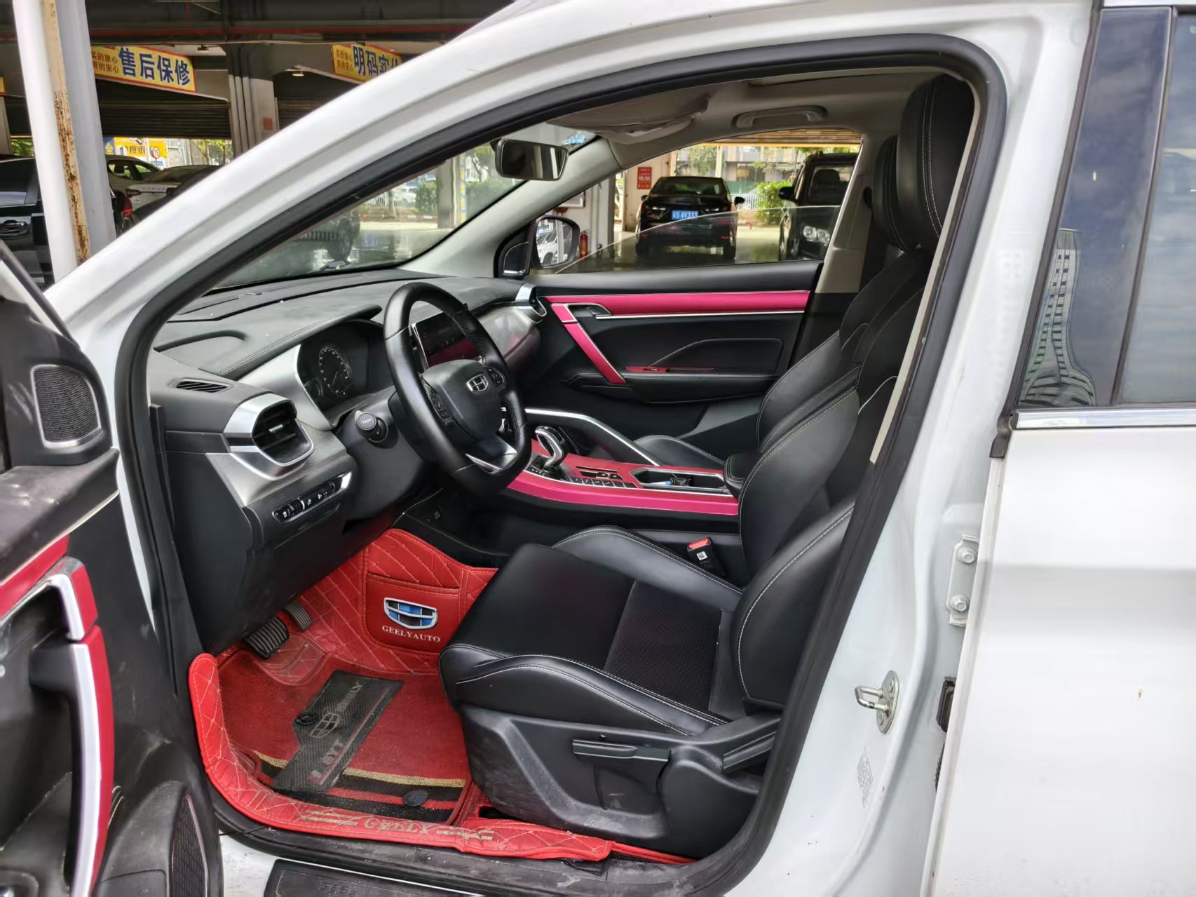 GEELY Coolray 2020 car image #7