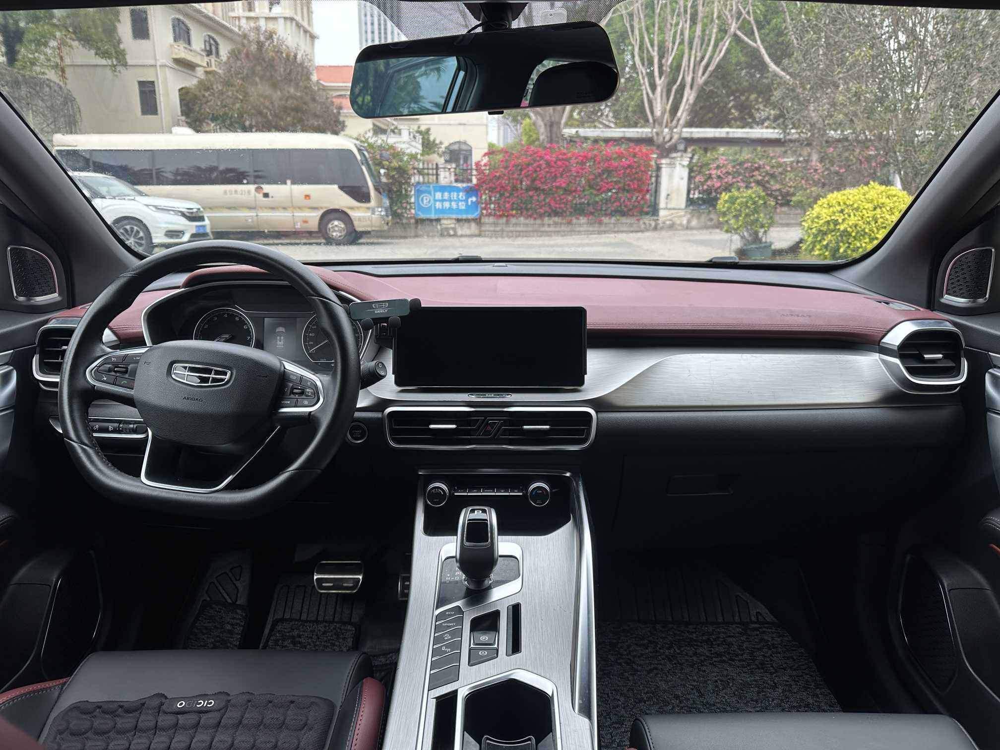 GEELY Coolray 2020 car image #7