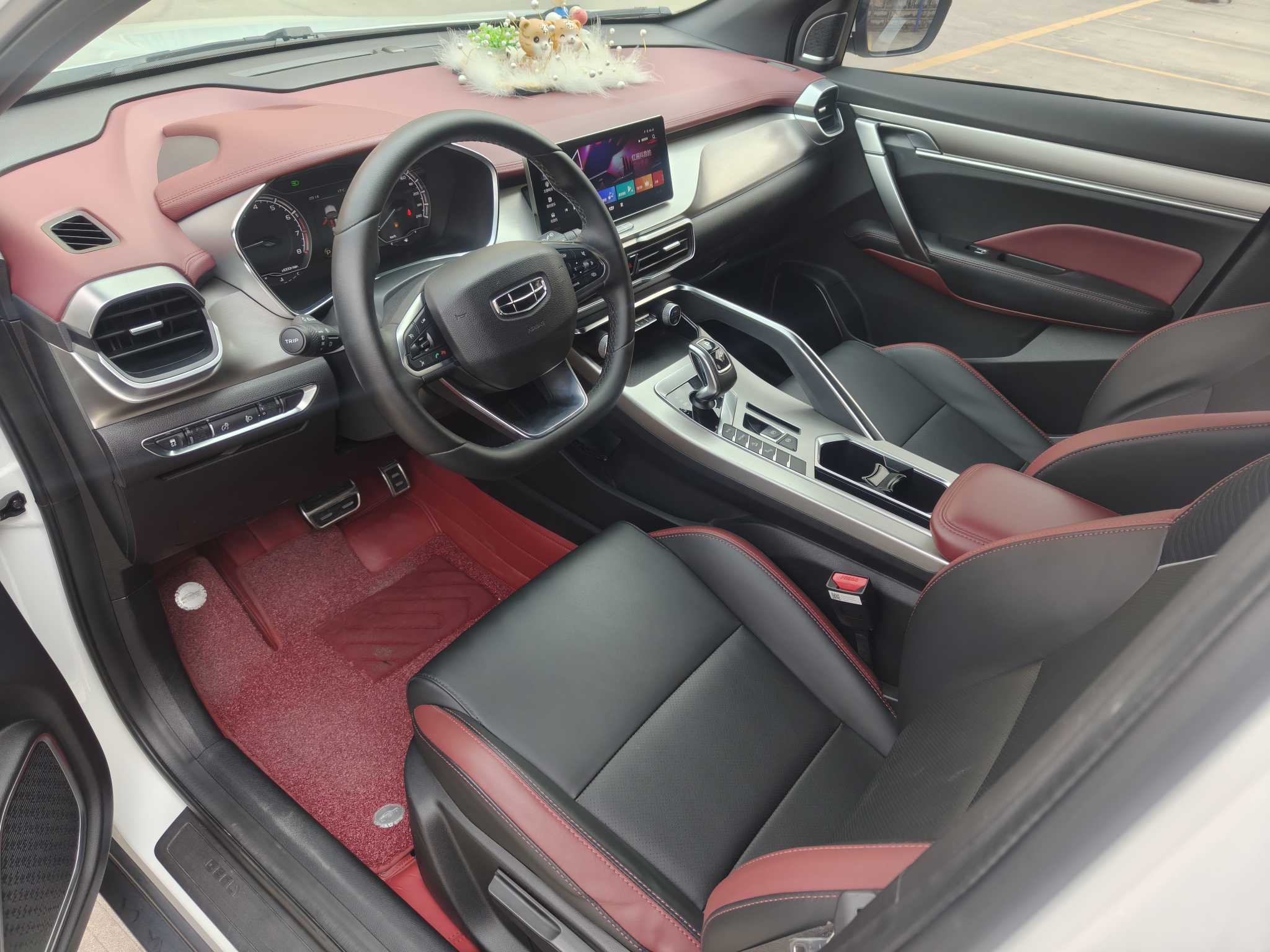 GEELY Coolray 2022 #7 GEELY Coolray 2022 car image #7
