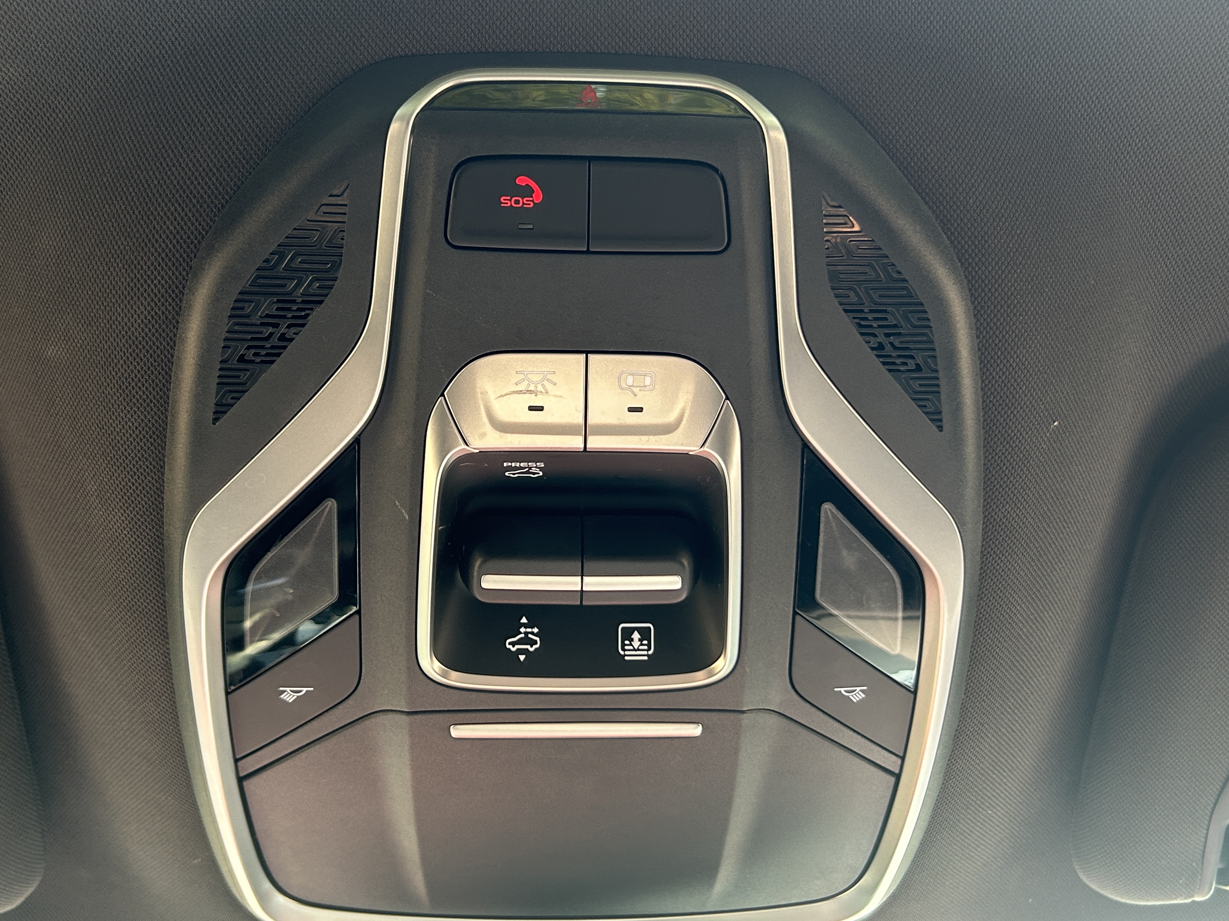GEELY Coolray 2020 #7 GEELY Coolray 2020 car image #7