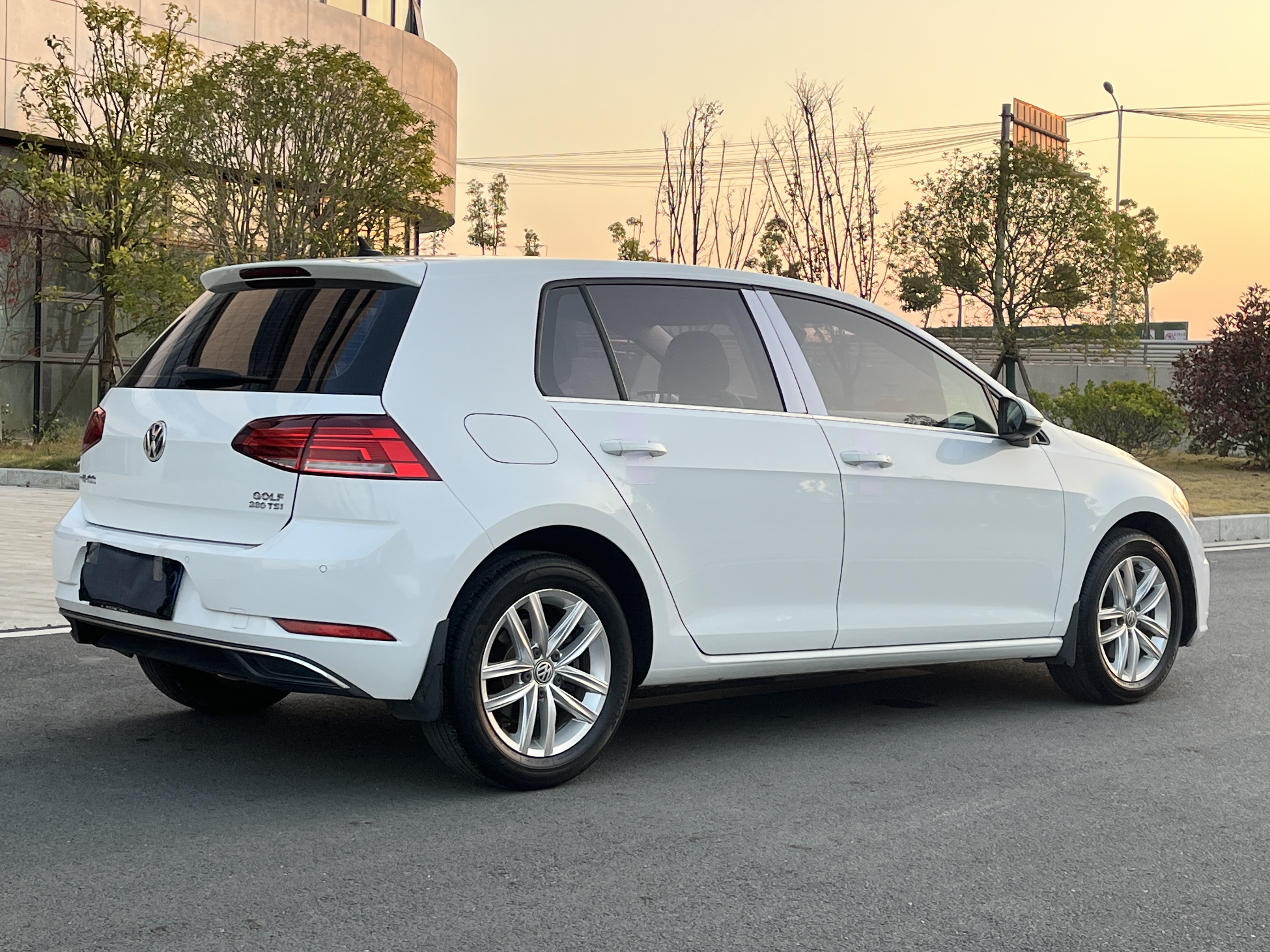 Volkswagen Golf 2019 #7 Volkswagen Golf 2019 car image #7