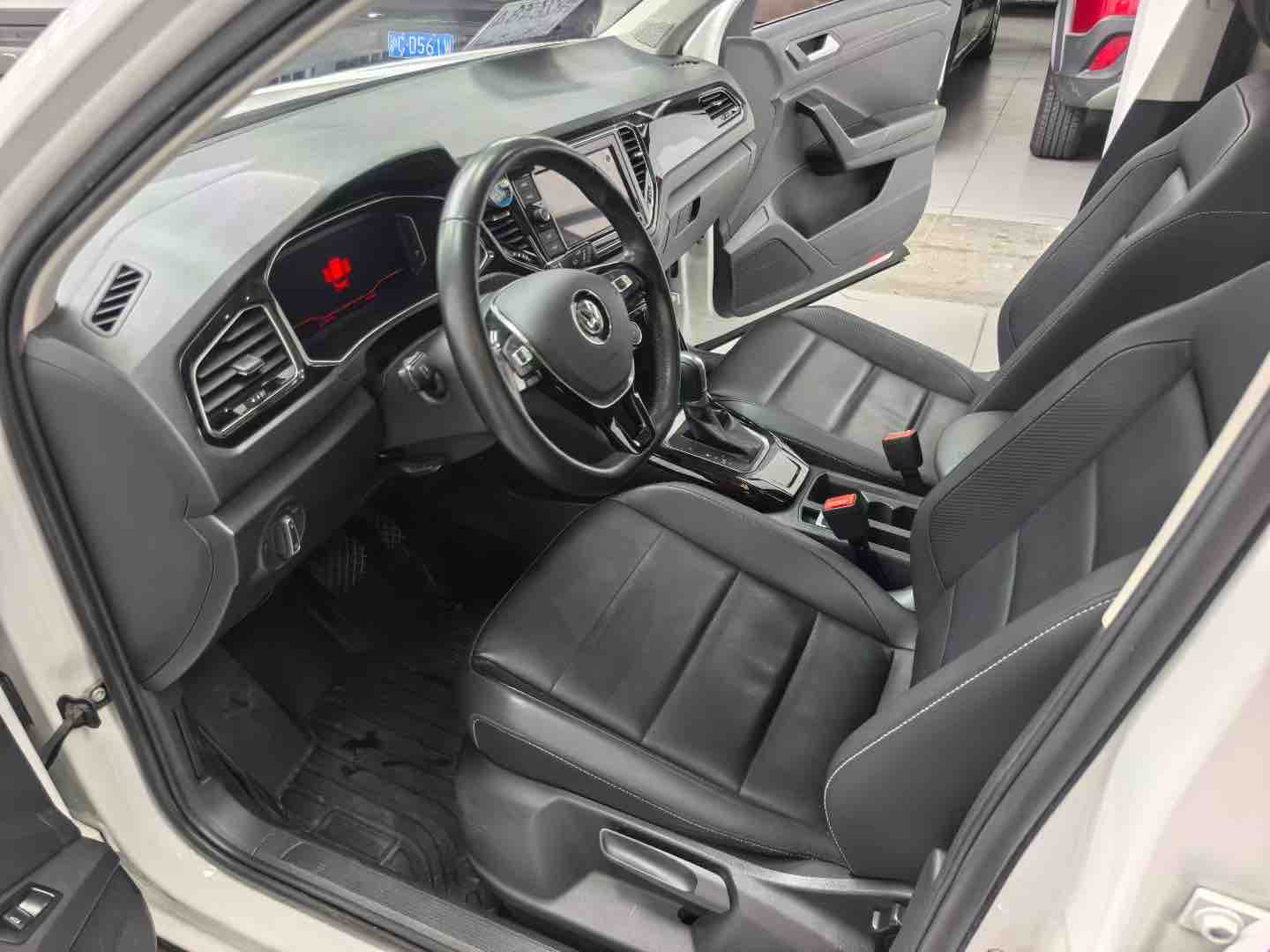 T-Roc 2020 #7 T-Roc 2020 car image #7