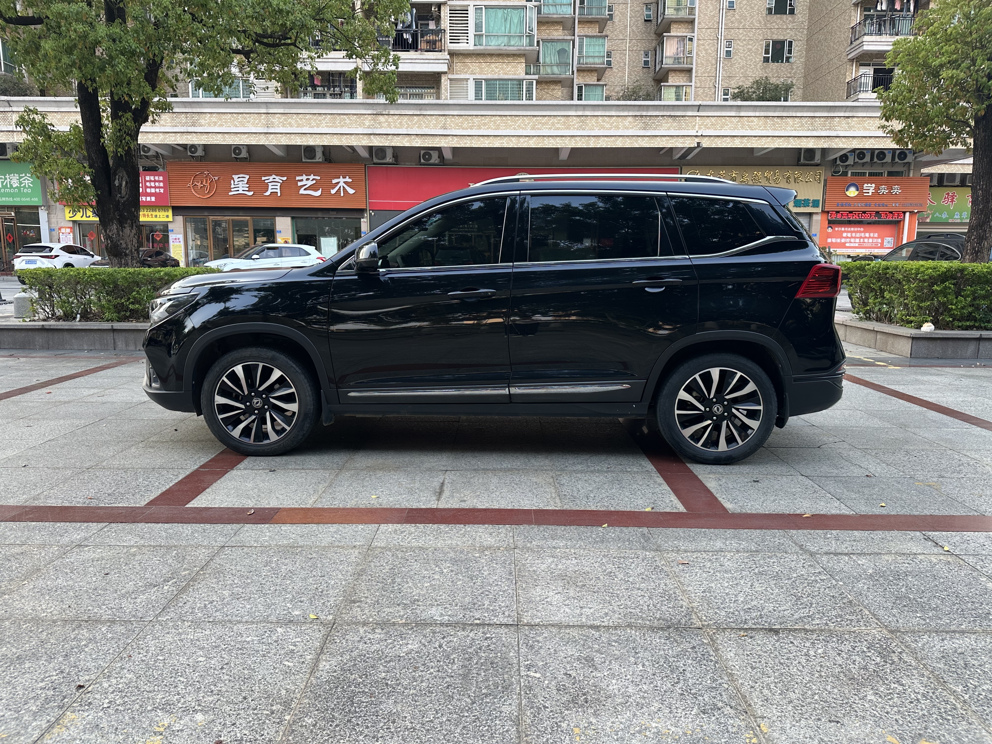 T5 2019 #7 T5 2019 car image #7