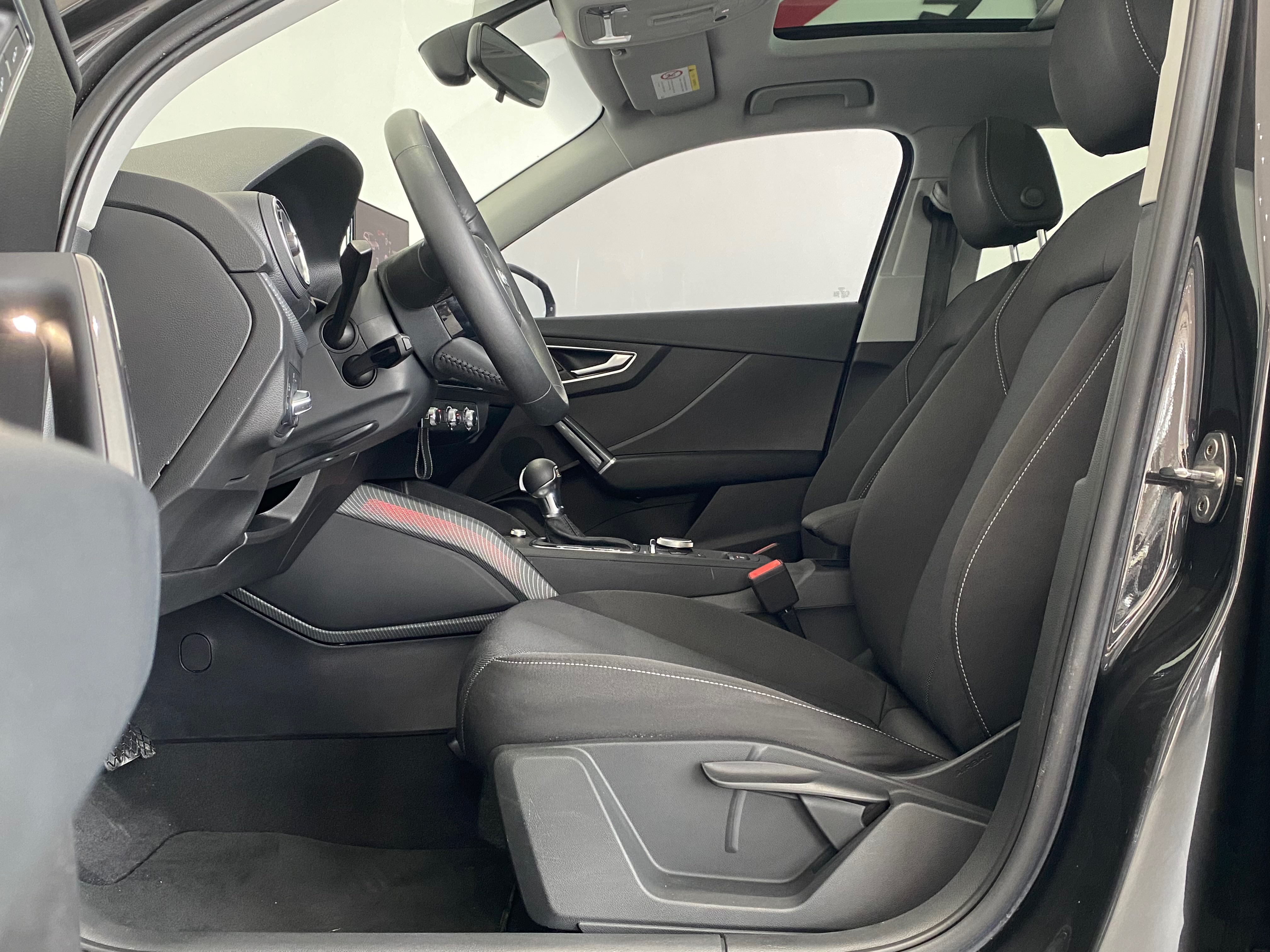 Audi Q2L 2020 #7 Audi Q2L 2020 car image #7