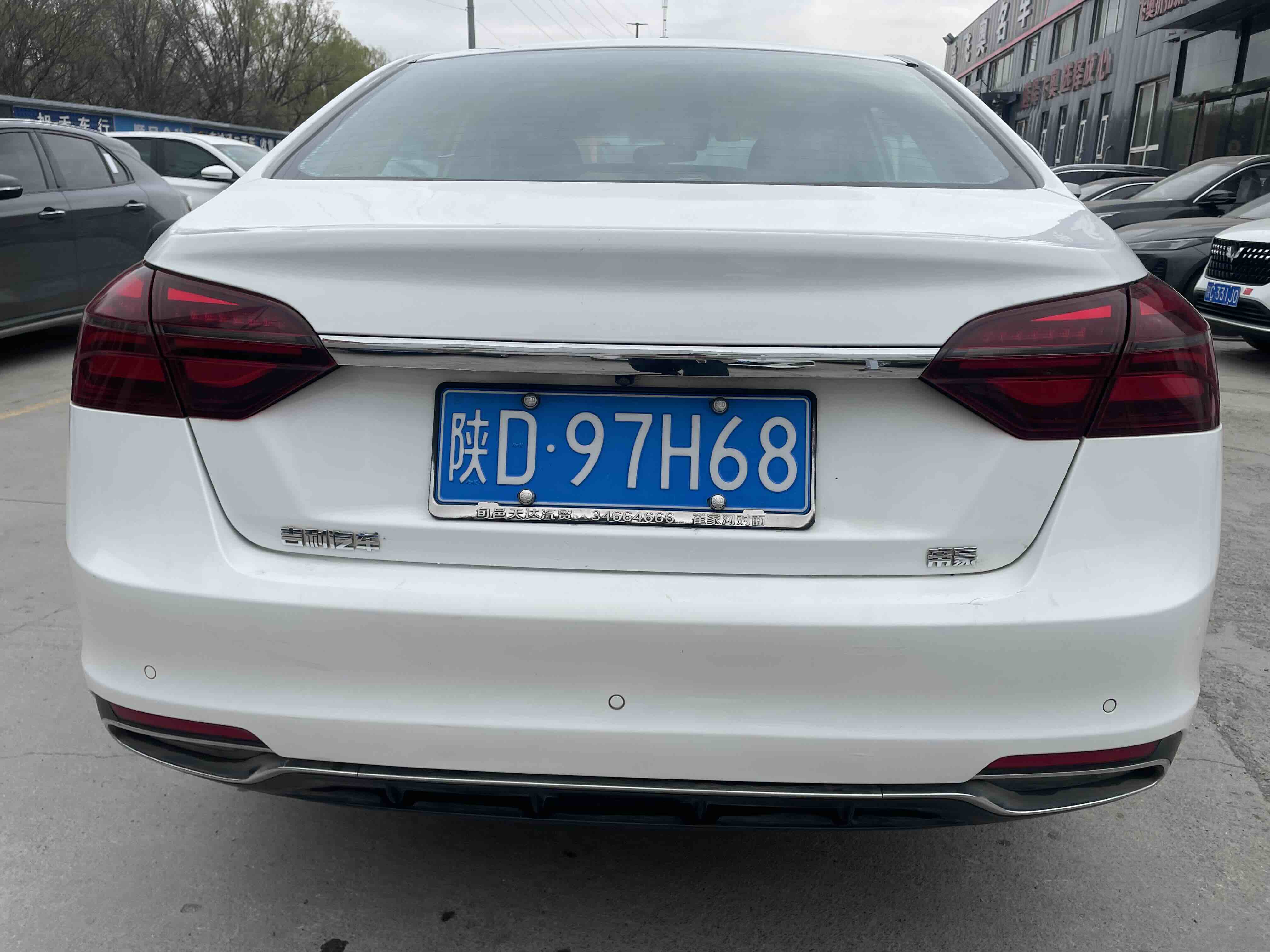 Emgrand 2019 #7 Emgrand 2019 car image #7