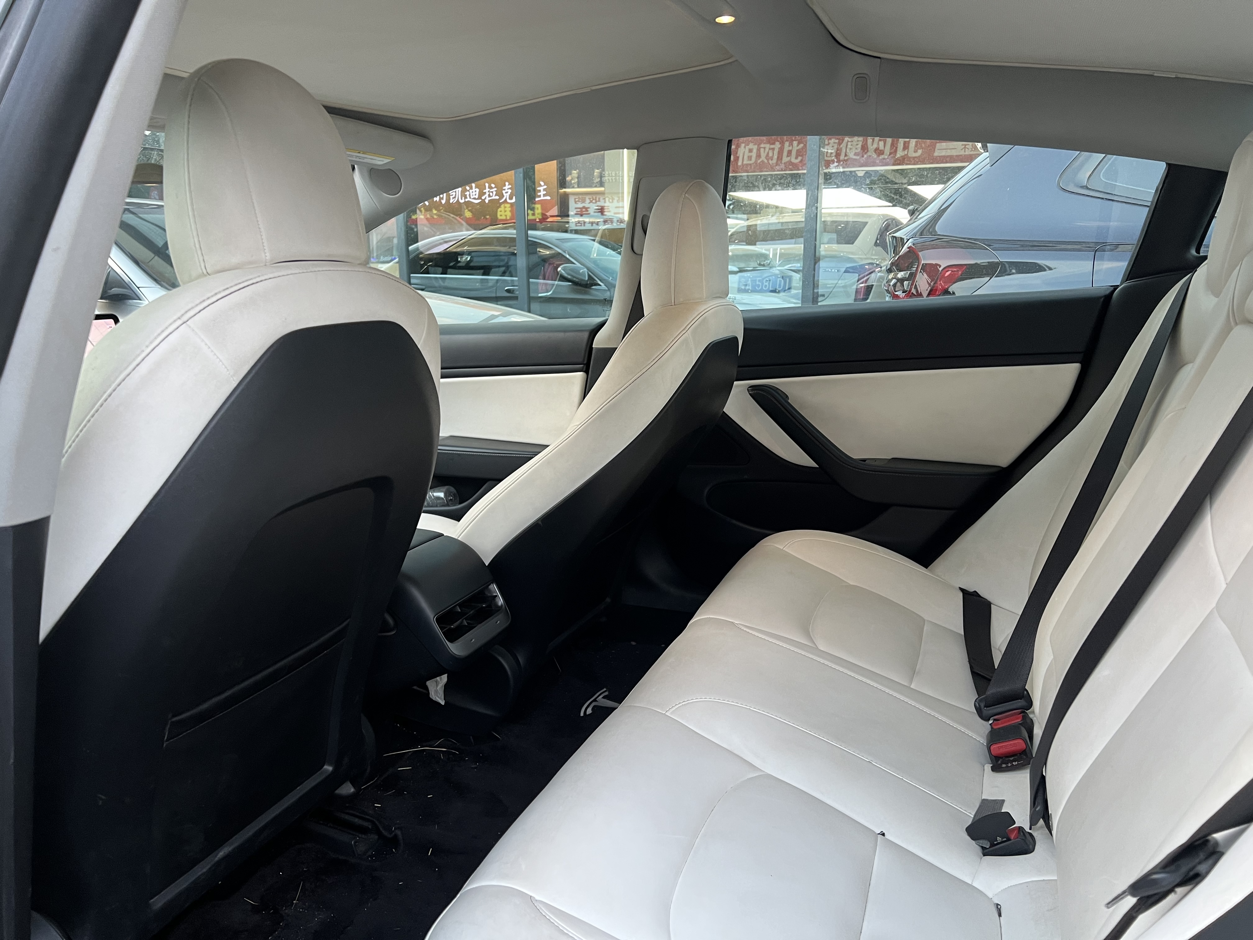 Tesla Model 3 2020 car image #7