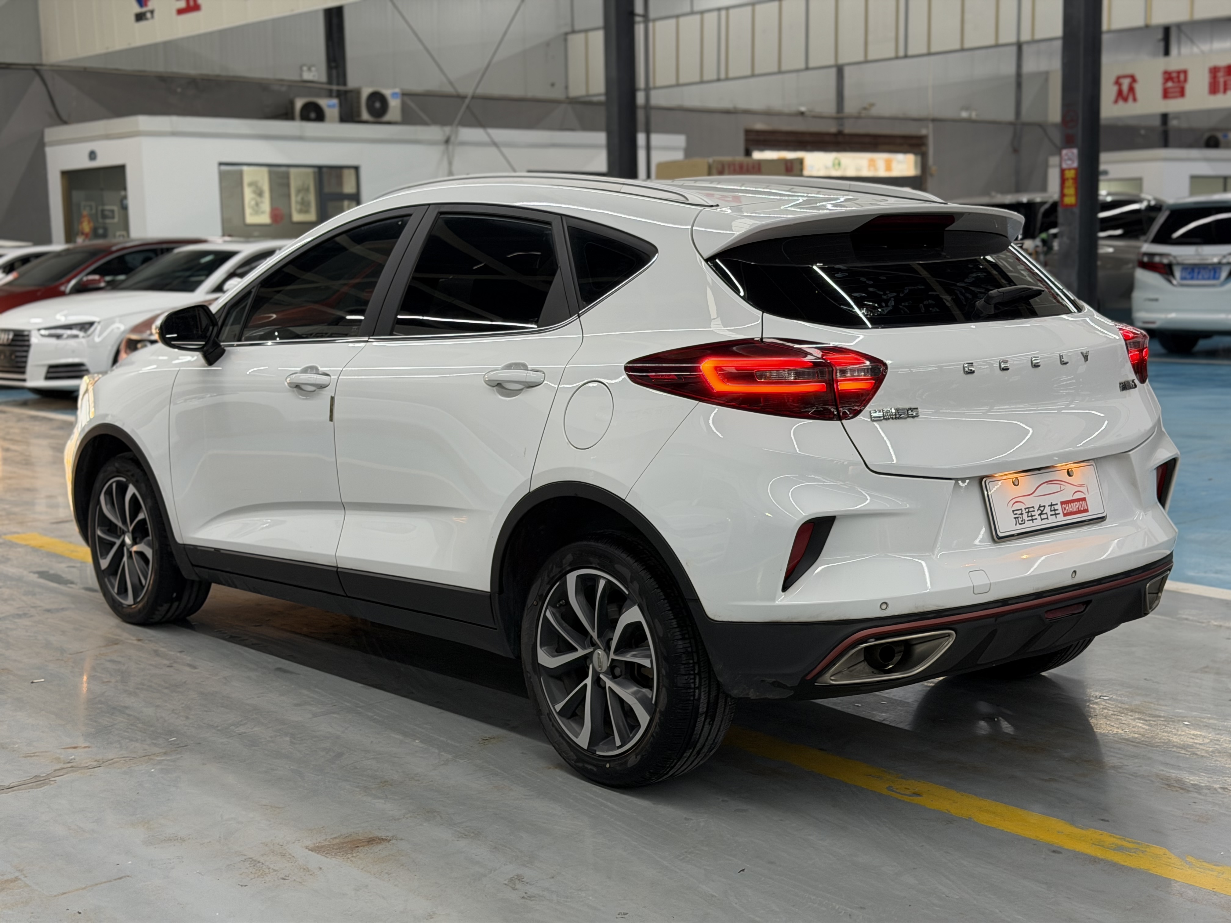 GEELY Emgrand GS 2020 #7 GEELY Emgrand GS 2020 car image #7