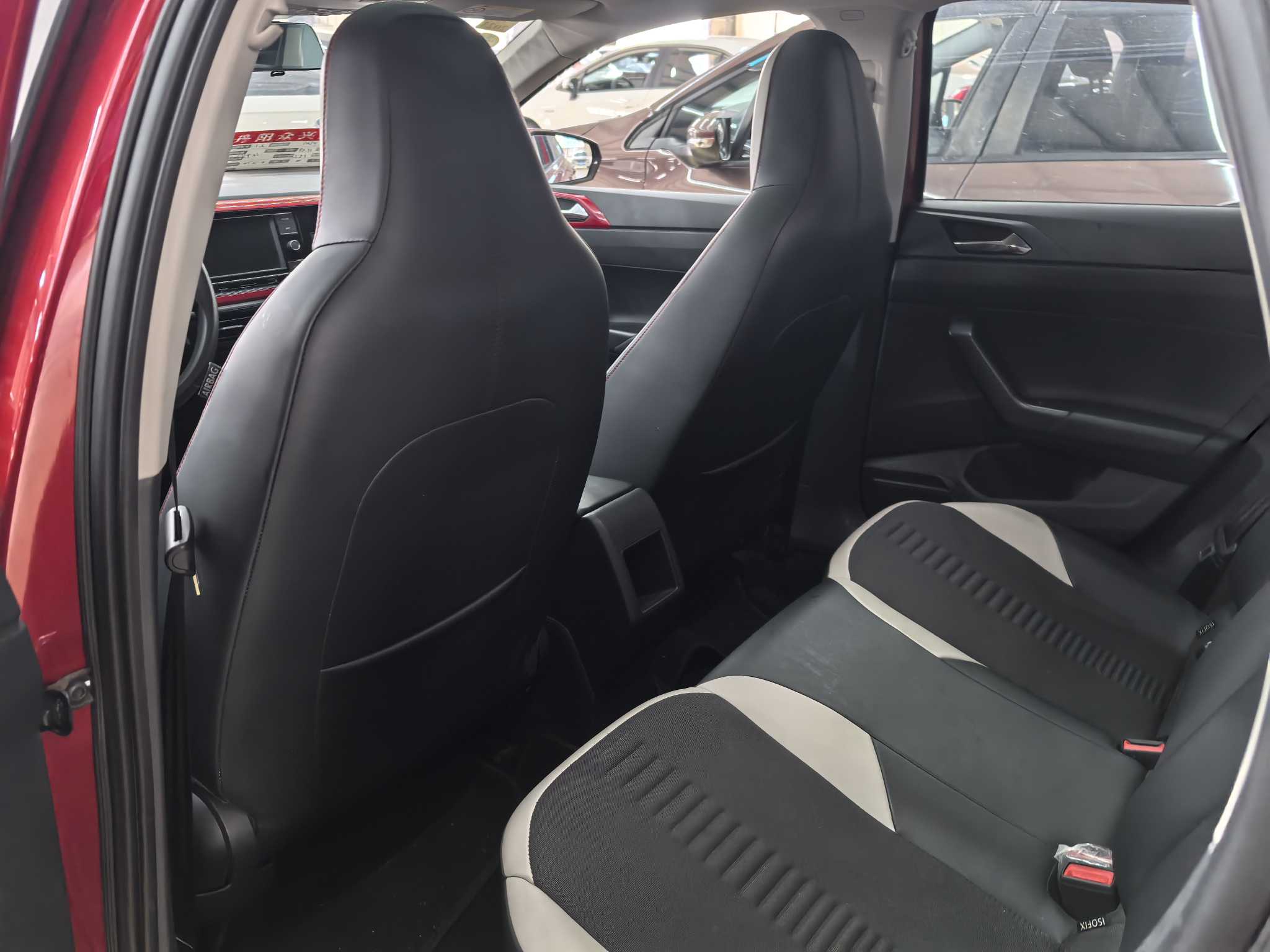 Polo 2021 car image #7