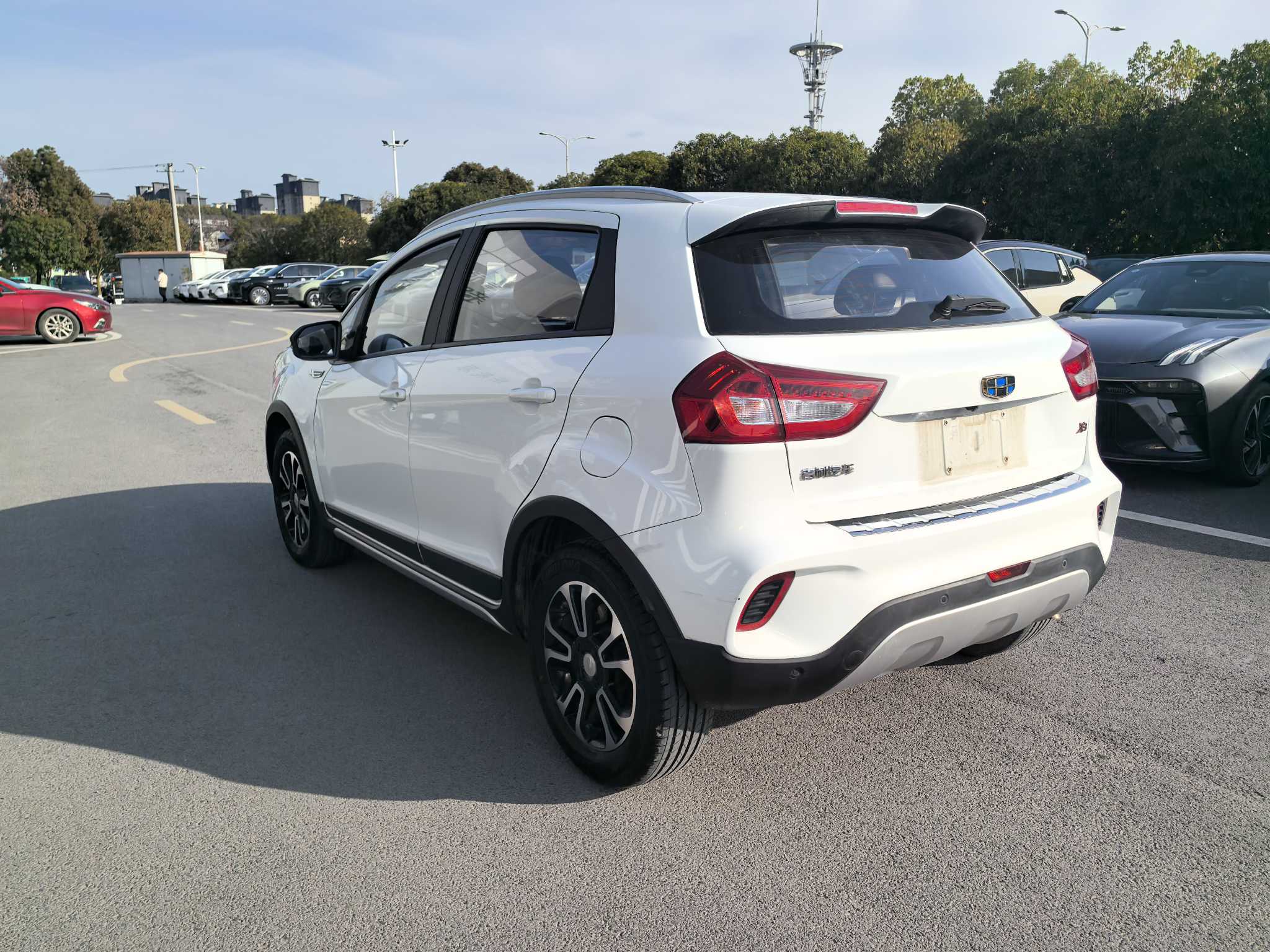 2018 immagine di auto #7