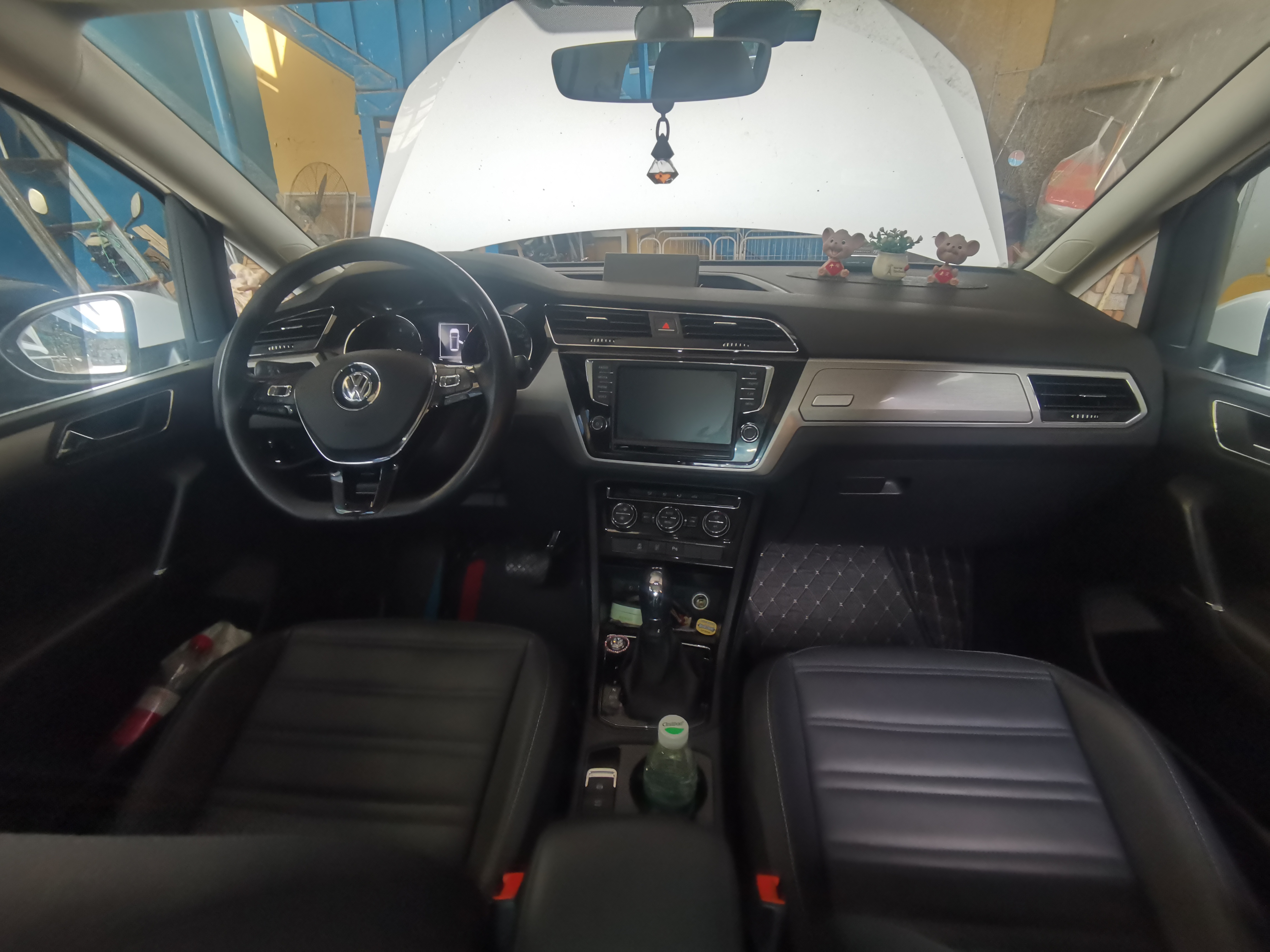 Volkswagen Touran 2020 car image #7