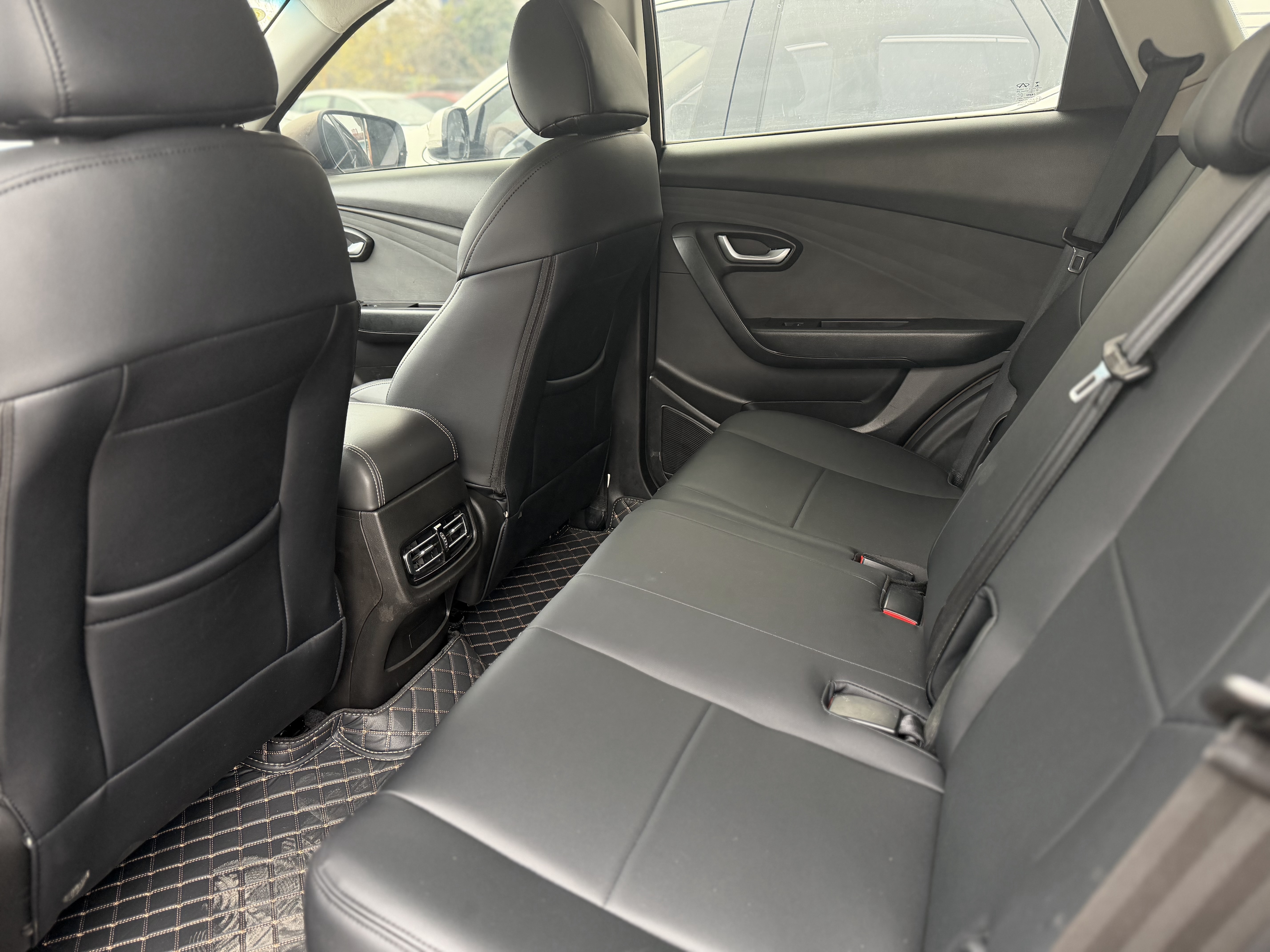 Jetour X70 2020 car image #7