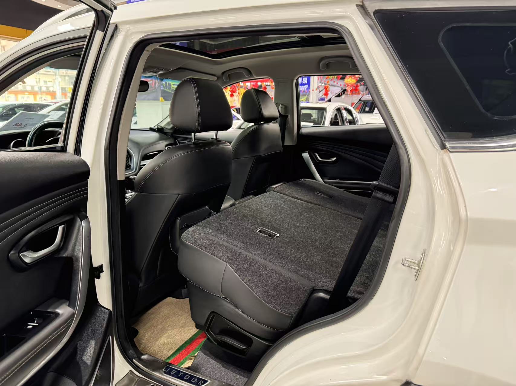 X70 2019 #7 X70 2019 car image #7