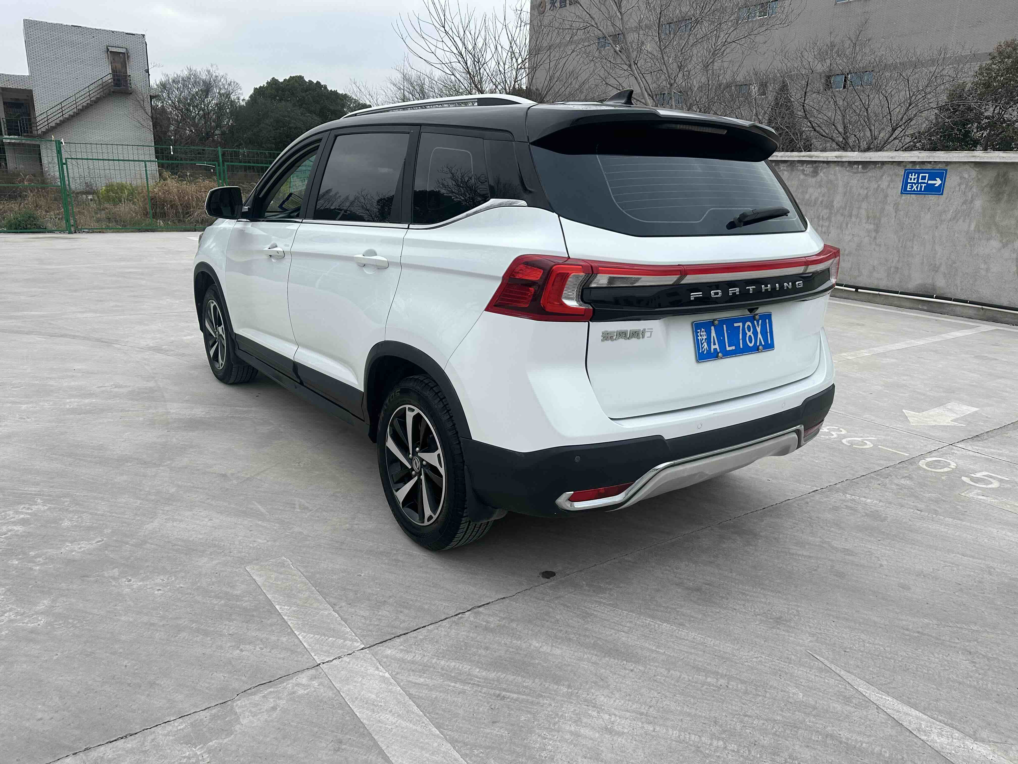 T5 2019 #7 T5 2019 car image #7