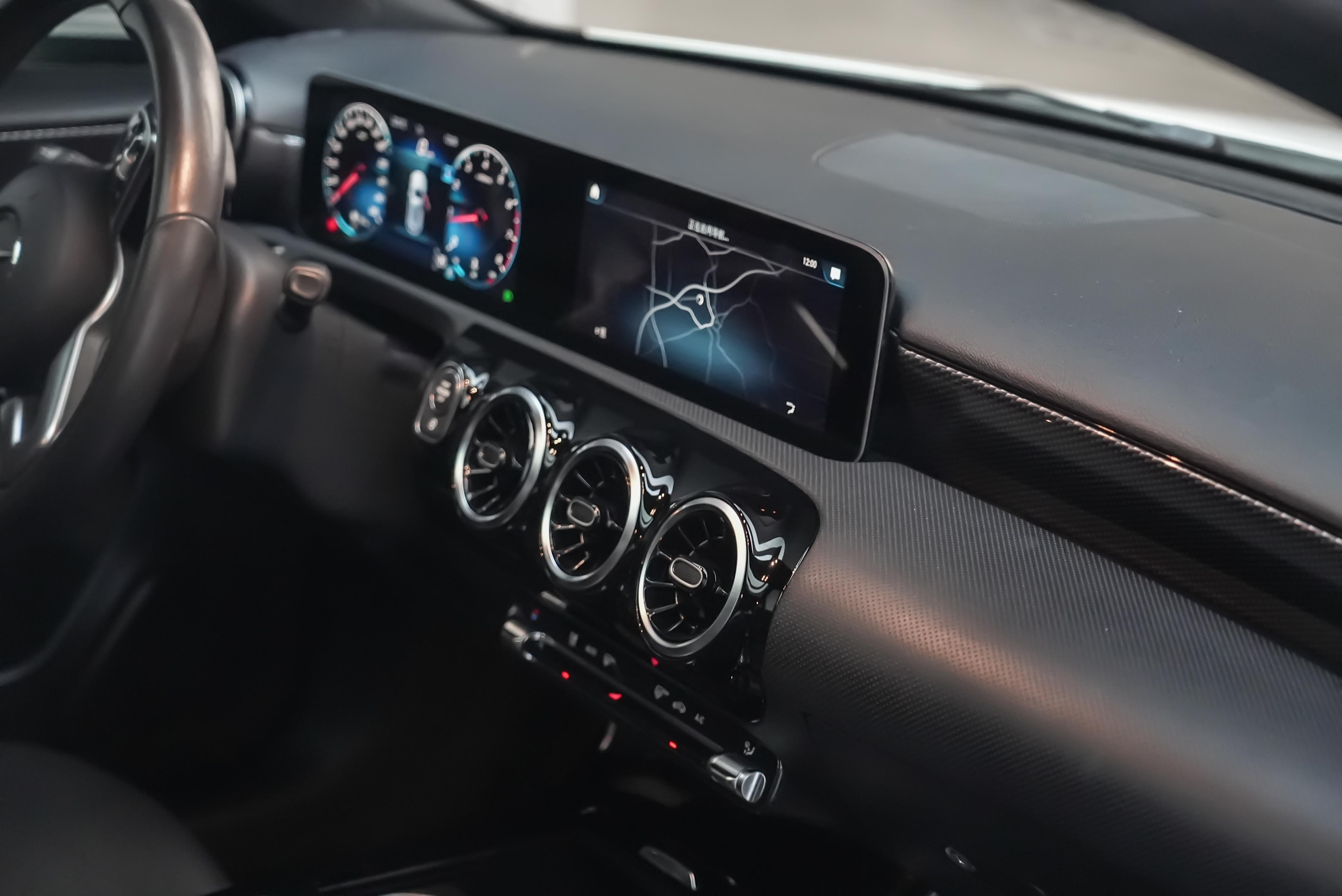 Mercedes-Benz A Class (Imported) 2019 #7 Mercedes-Benz A Class (Imported) 2019 car image #7