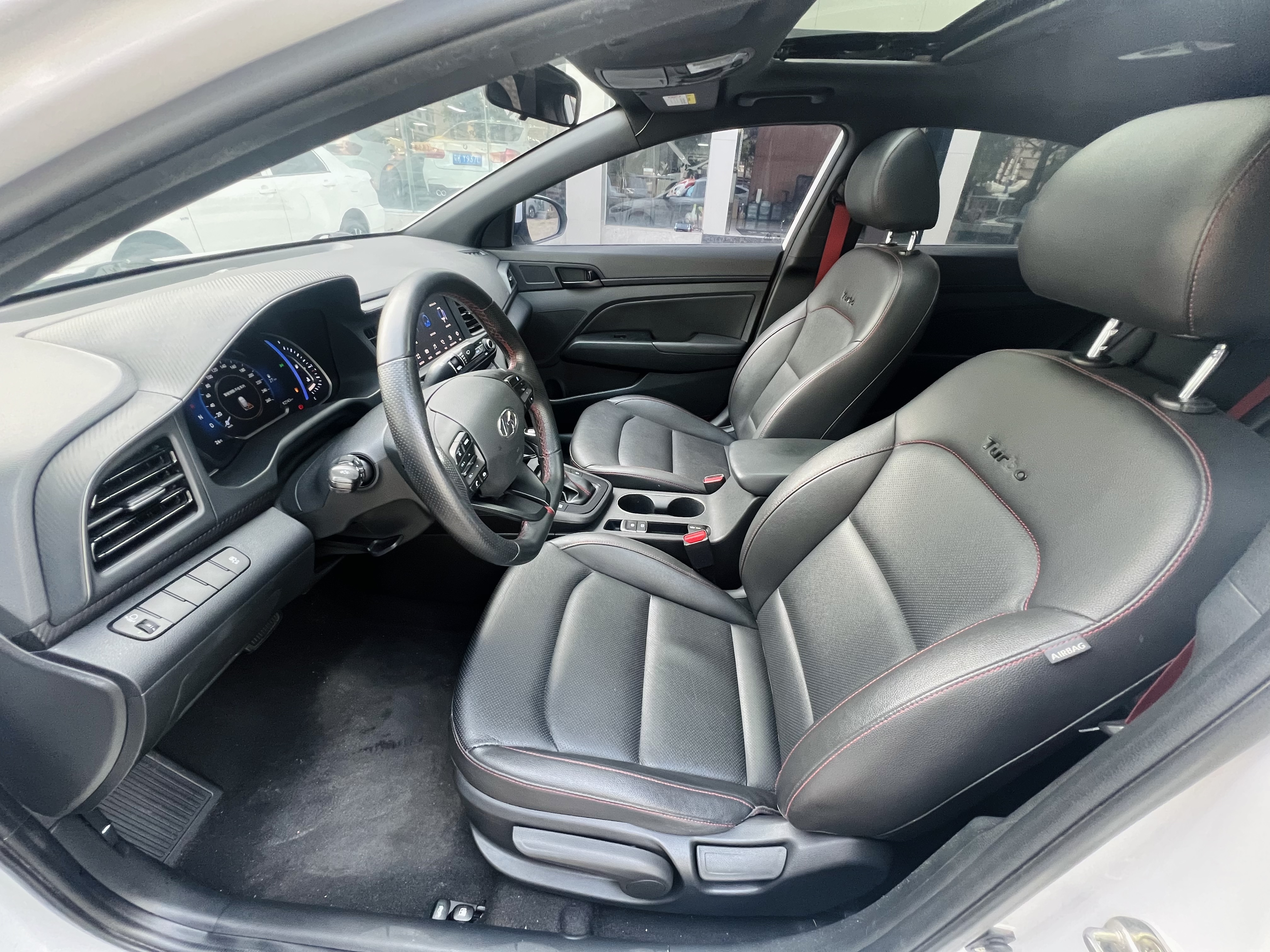 Hyundai Elantra AD 2019 car image #7