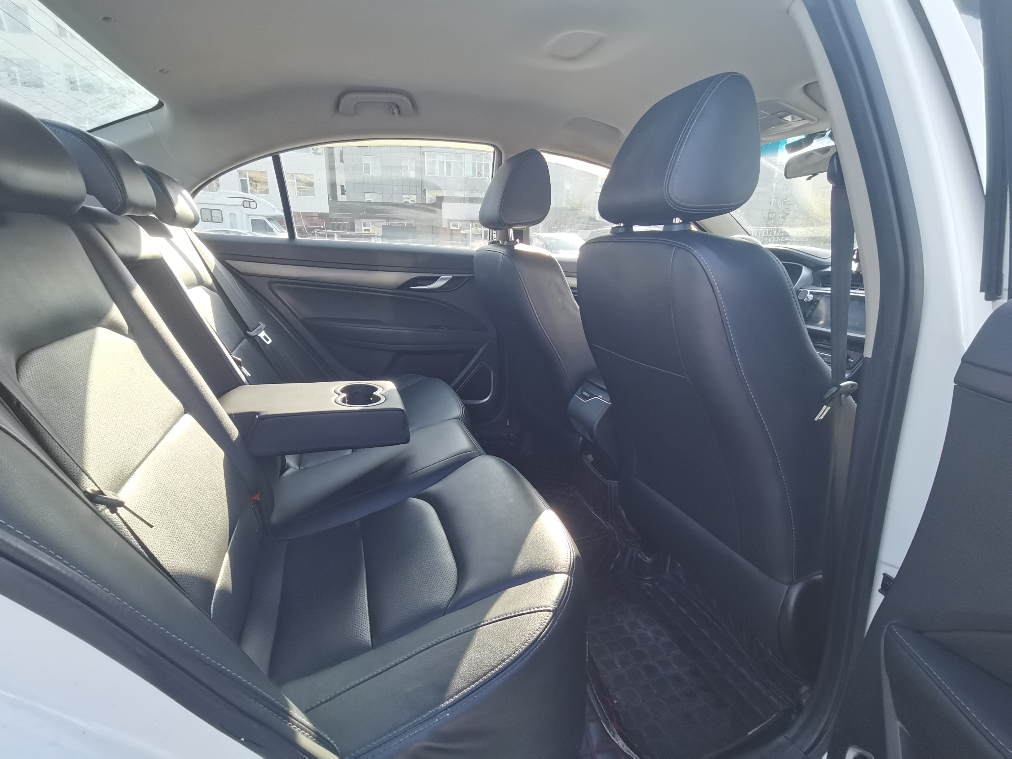 GEELY Emgrand New Energy 2019 car image #7