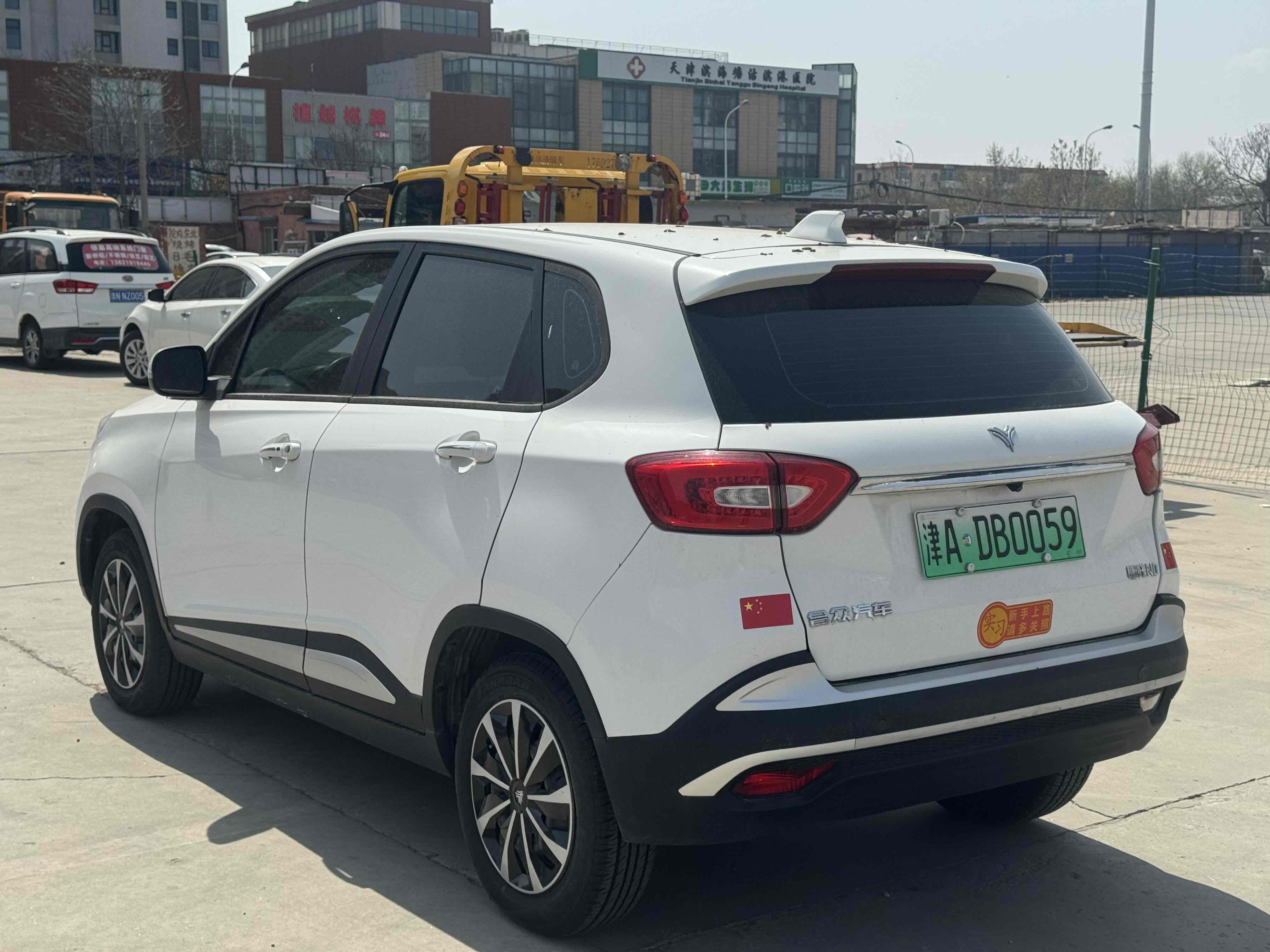 哪吒汽车 哪吒N01 2020 #7 哪吒汽车 哪吒N01 2020 汽车图片 #7