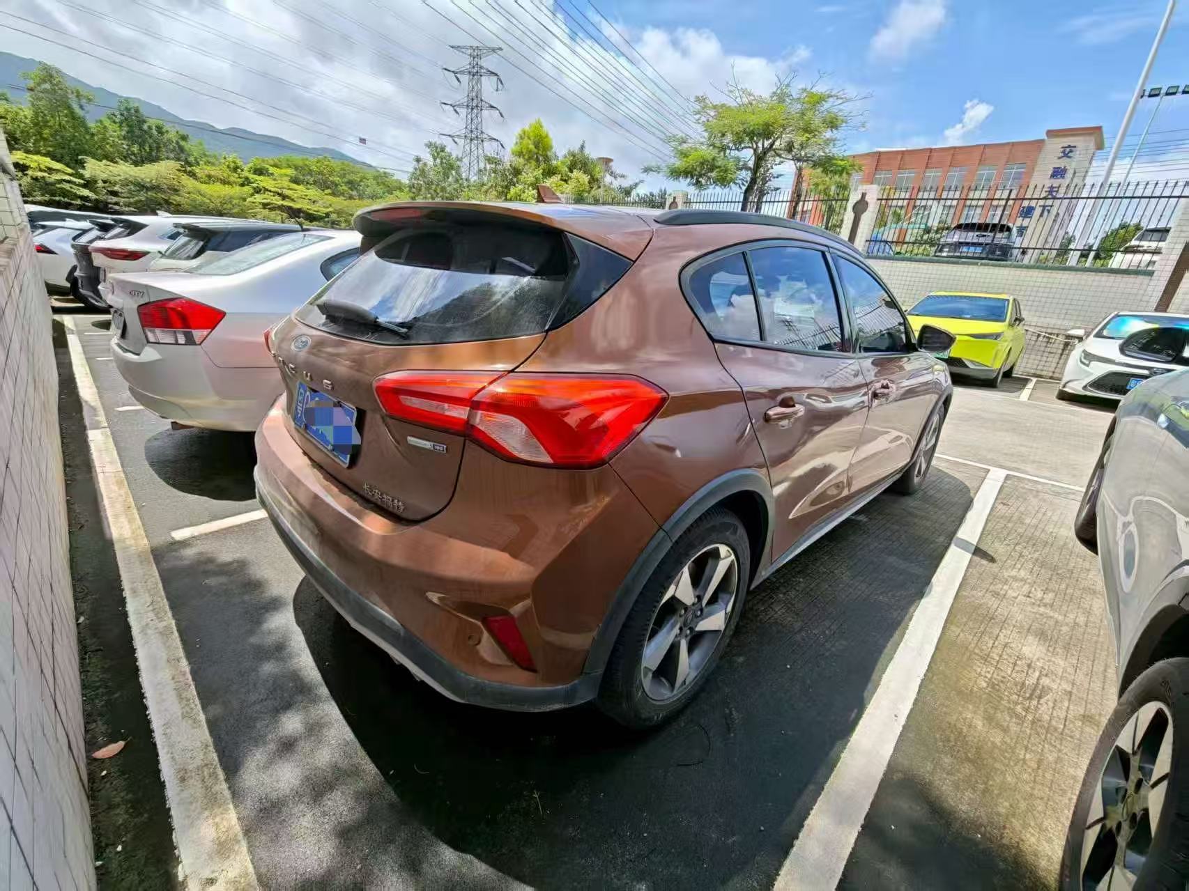 Ford Focus Active 2019 #7 Ford Focus Active 2019 car image #7